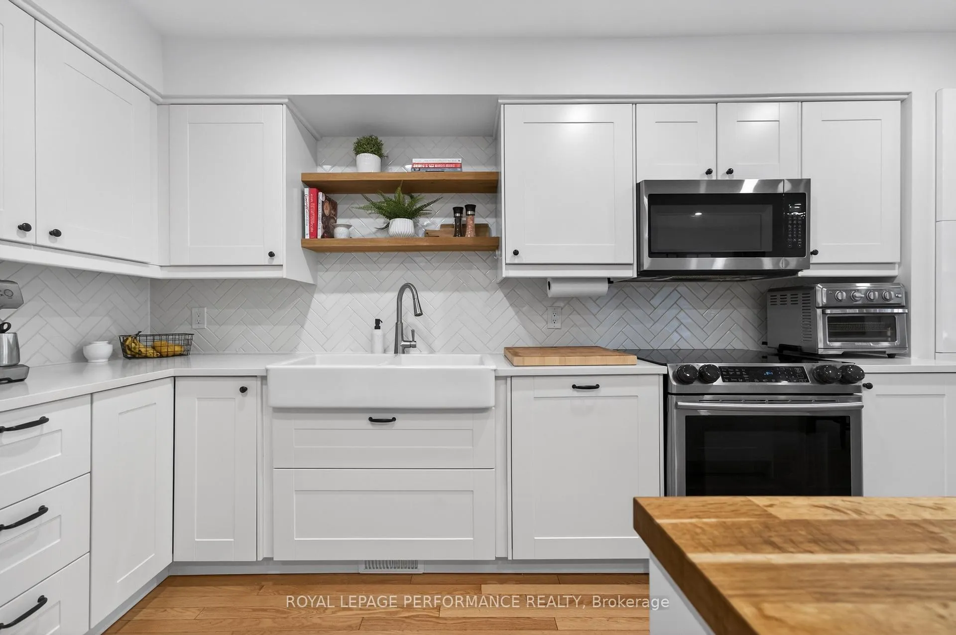 Photo 10 of 503 Edison Avenue, Ottawa, McKellar/Highland — HOMEH