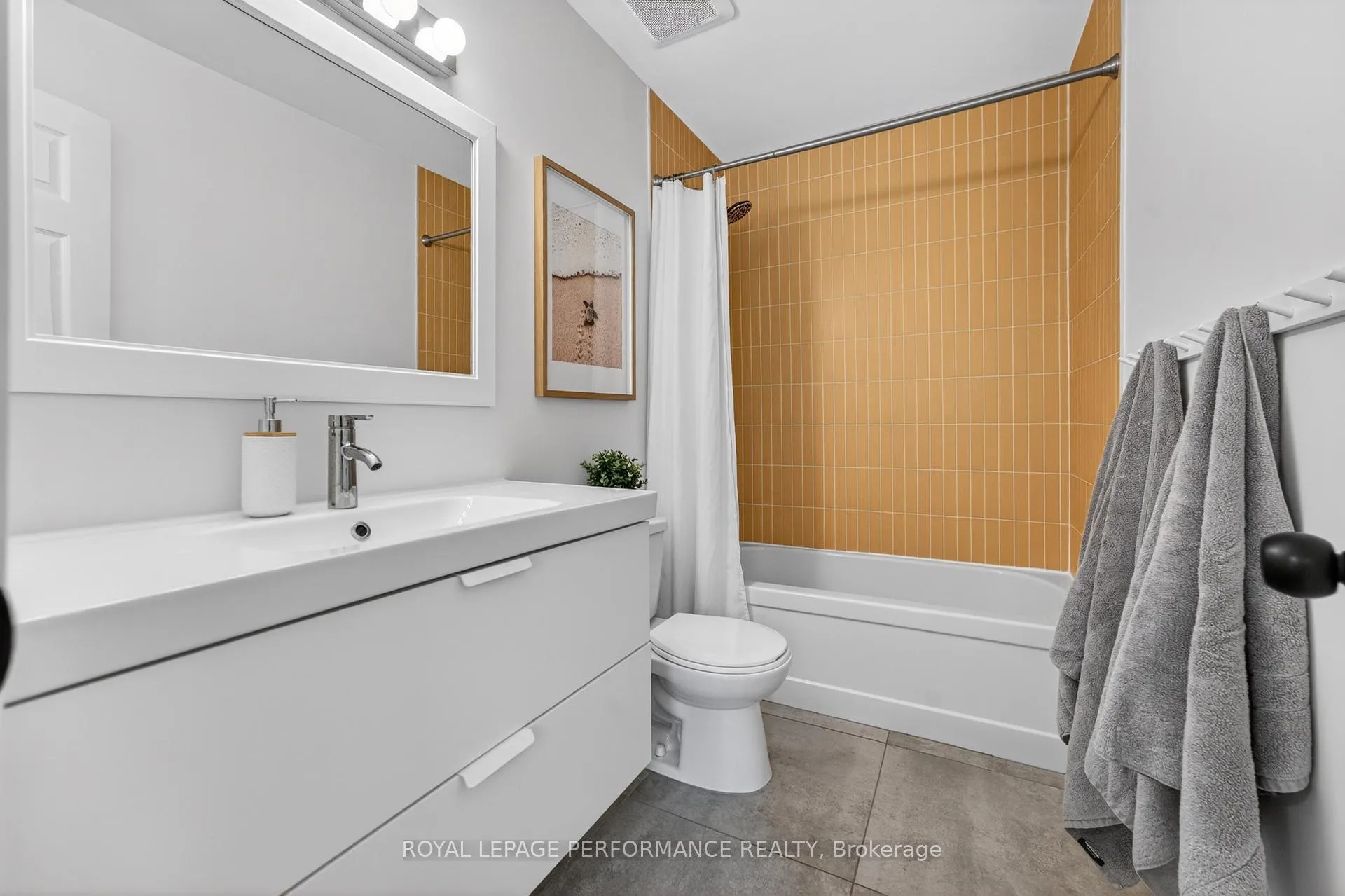 Photo 27 of 503 Edison Avenue, Ottawa, McKellar/Highland — HOMEH