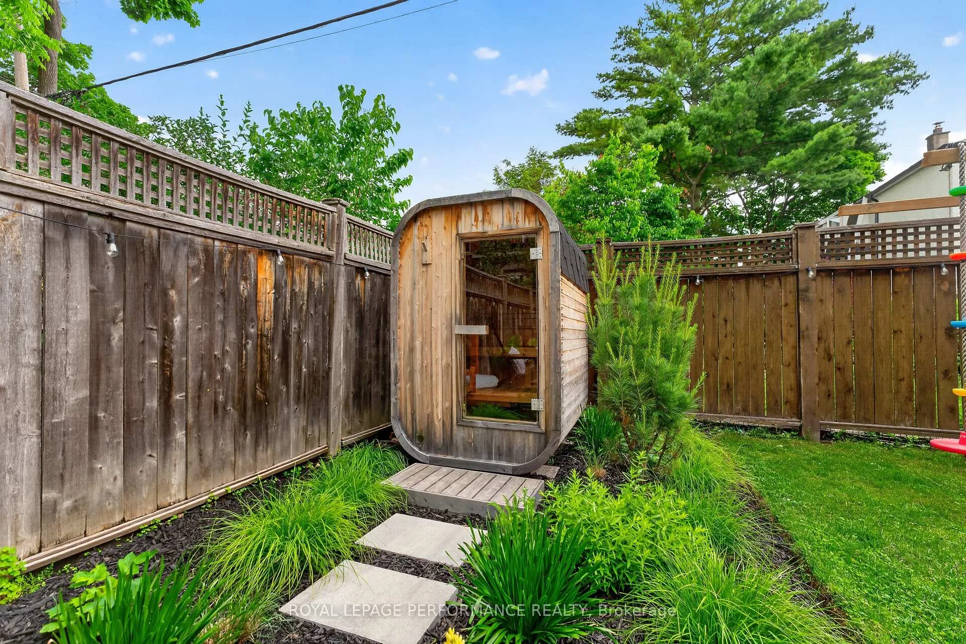 Photo 38 of 503 Edison Avenue, Ottawa, McKellar/Highland — HOMEH