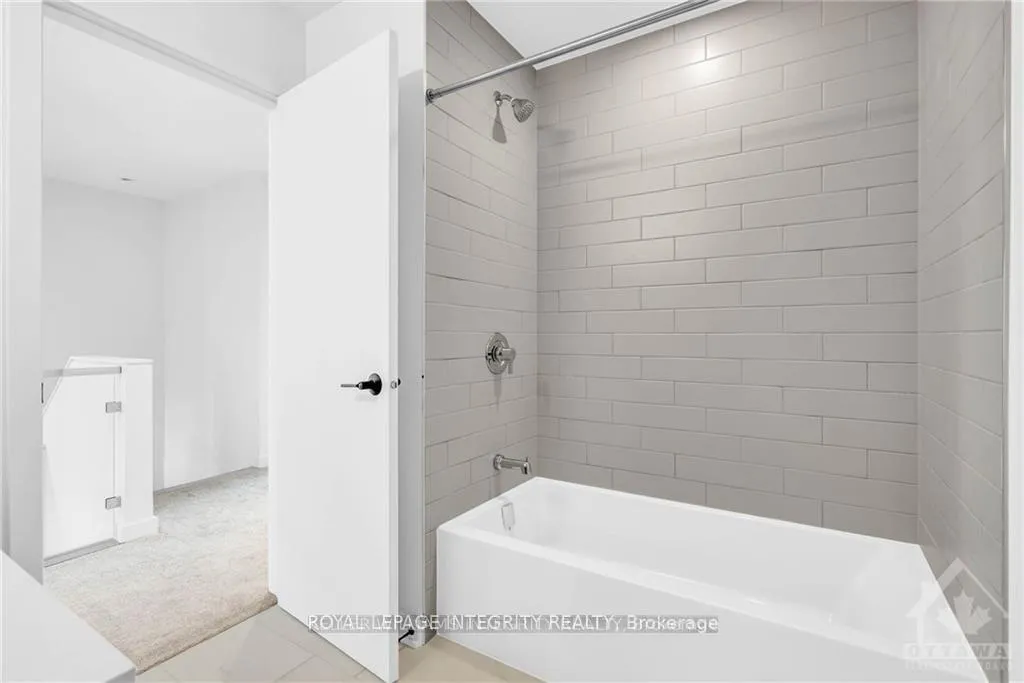 Photo 25 of 254 Shuttleworth Drive, Ottawa, Leitrim — HOMEH