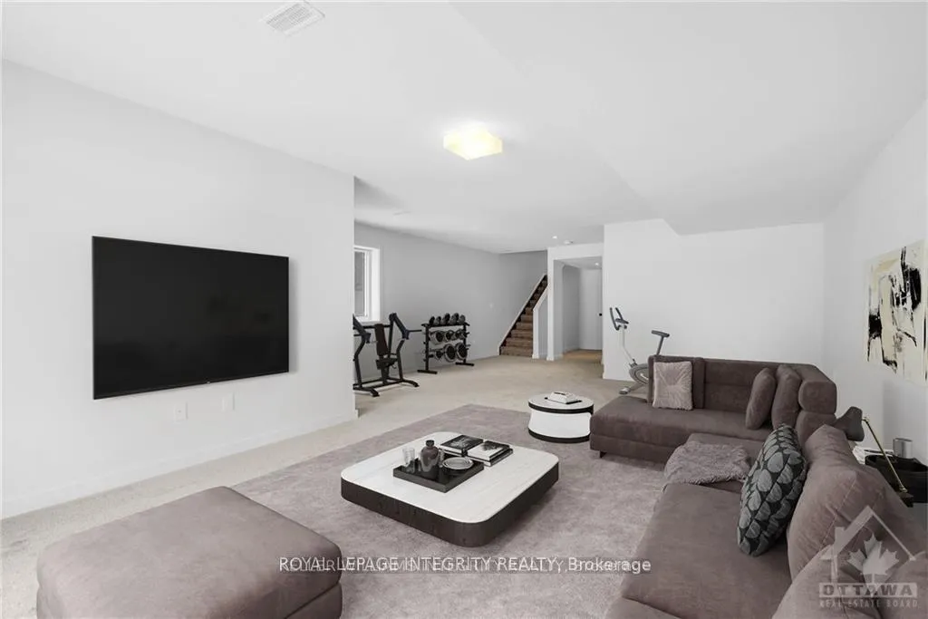 Photo 26 of 254 Shuttleworth Drive, Ottawa, Leitrim — HOMEH