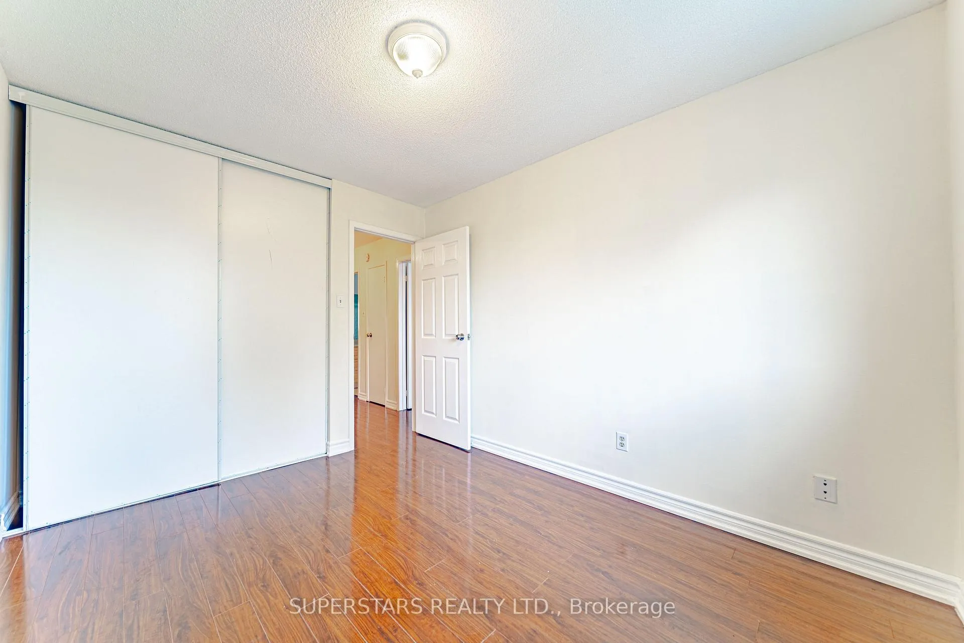 Photo 11 of 29 Sandy Haven Drive, Scarborough, Steeles — HOMEH