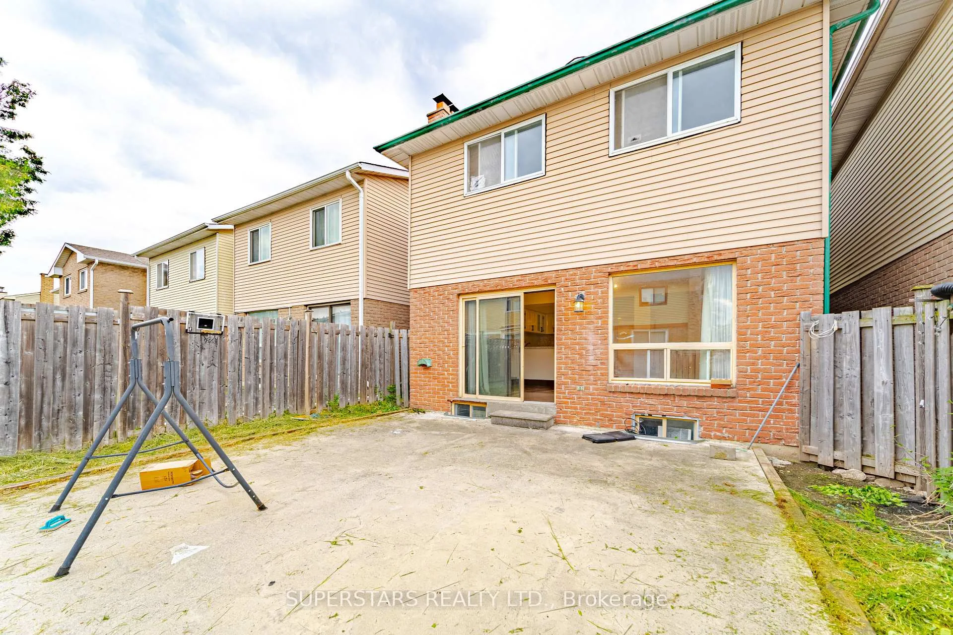 Photo 23 of 29 Sandy Haven Drive, Scarborough, Steeles — HOMEH