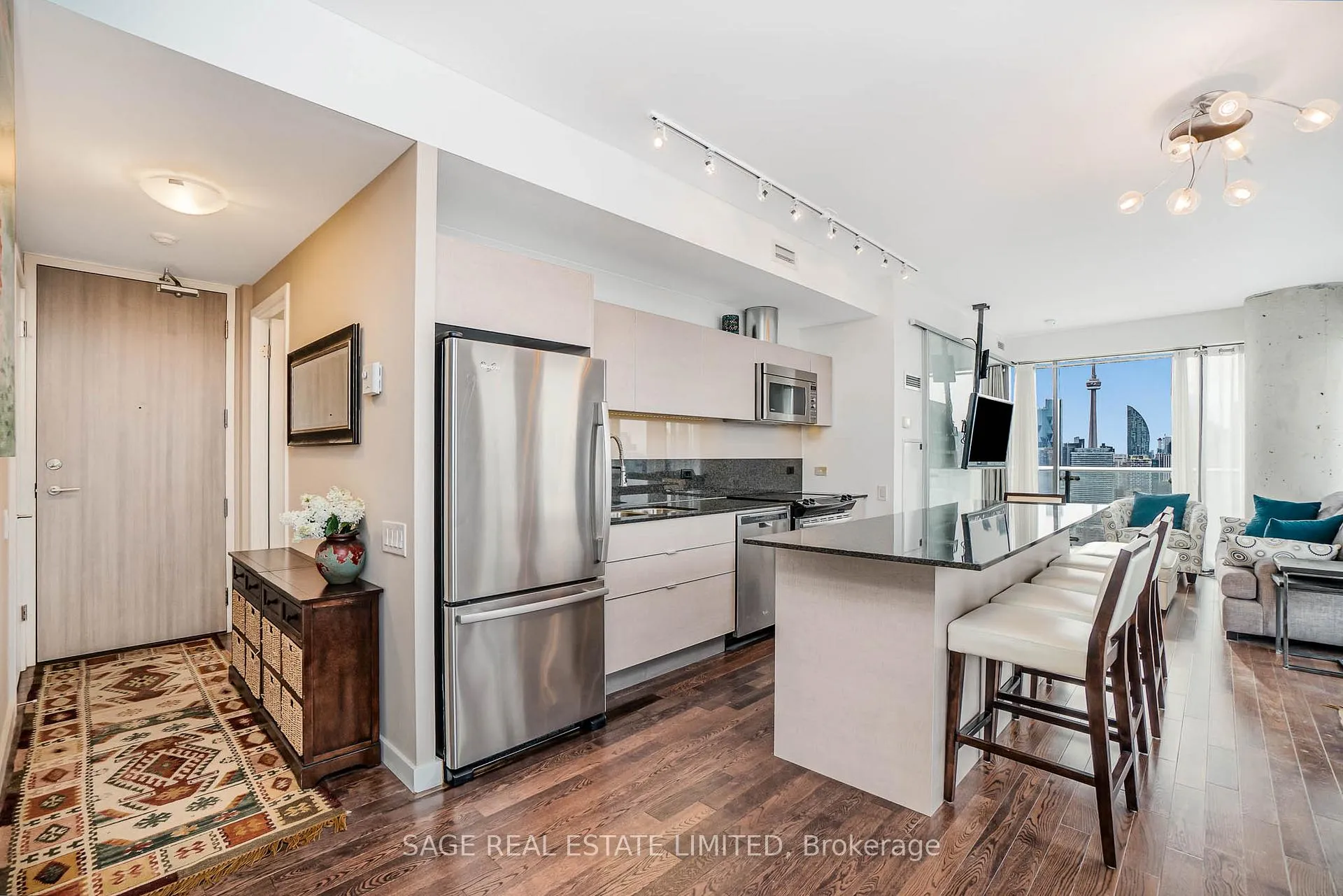Photo 2 of Unit 3202, 70 Distillery Lane, Toronto, Waterfront Communities — HOMEH