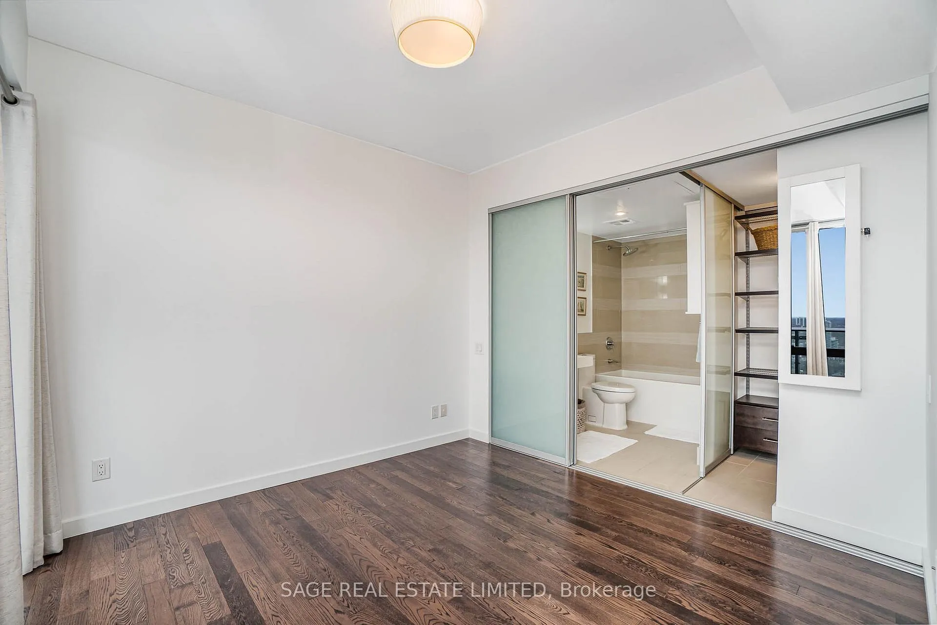 Photo 11 of Unit 3202, 70 Distillery Lane, Toronto, Waterfront Communities — HOMEH