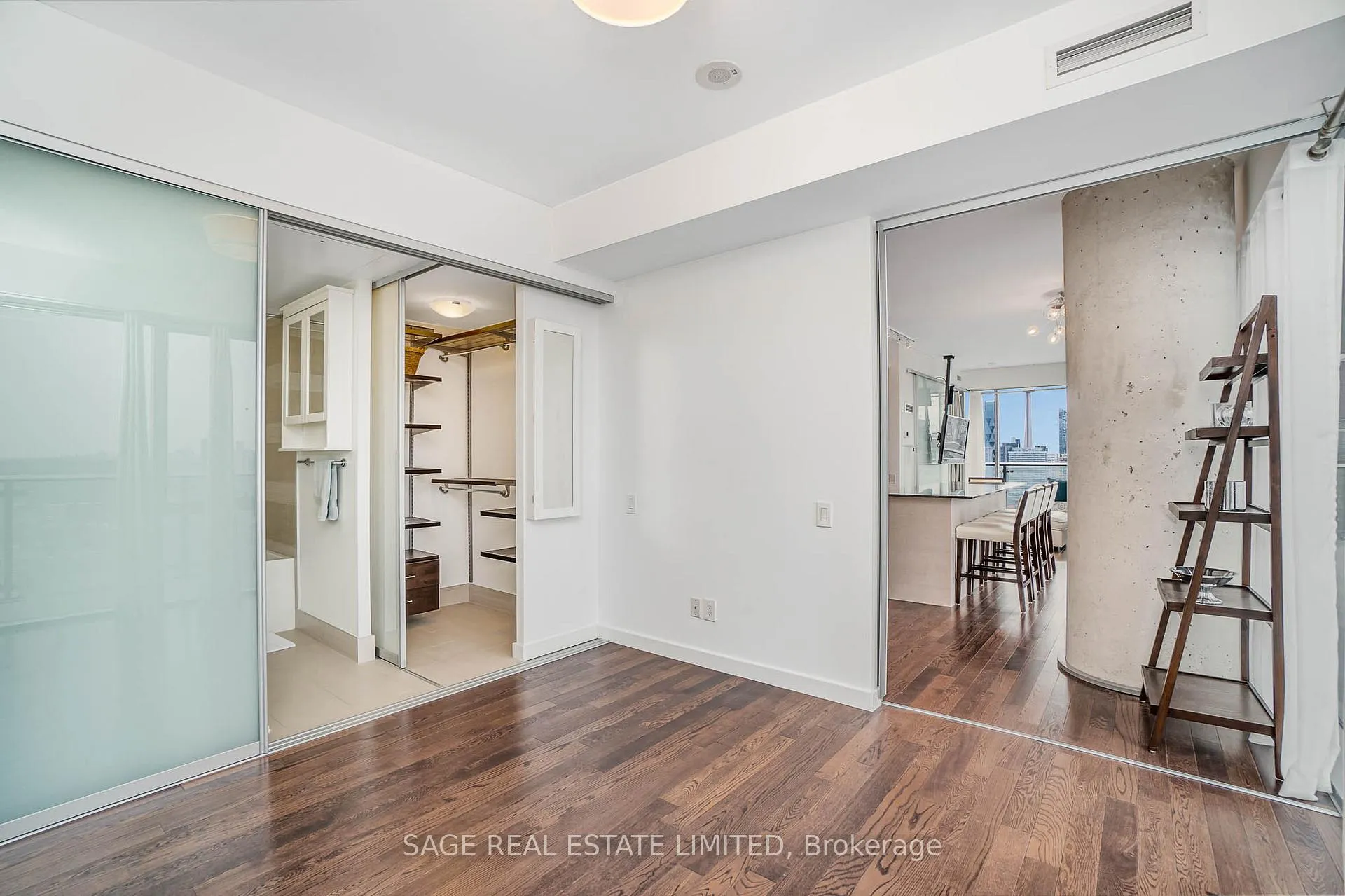 Photo 12 of Unit 3202, 70 Distillery Lane, Toronto, Waterfront Communities — HOMEH
