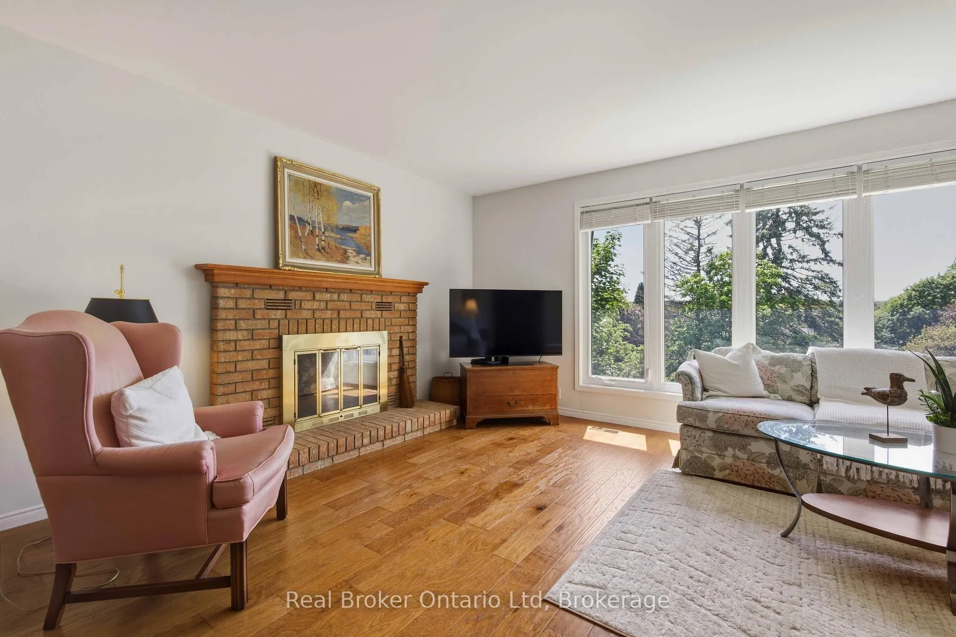 Photo 8 of 350 8th A Avenue E, Owen Sound — HOMEH