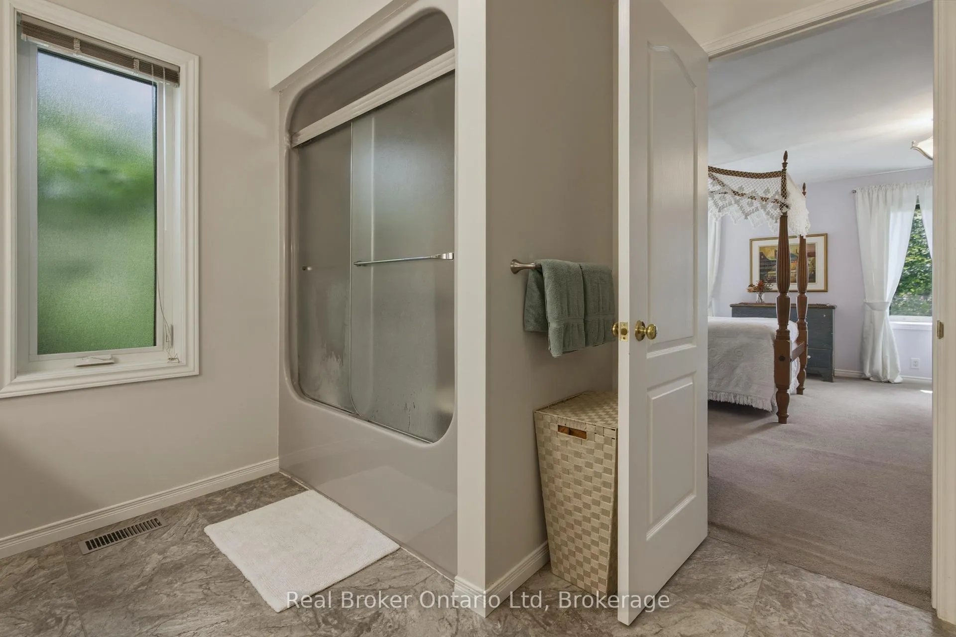 Photo 19 of 350 8th A Avenue E, Owen Sound — HOMEH