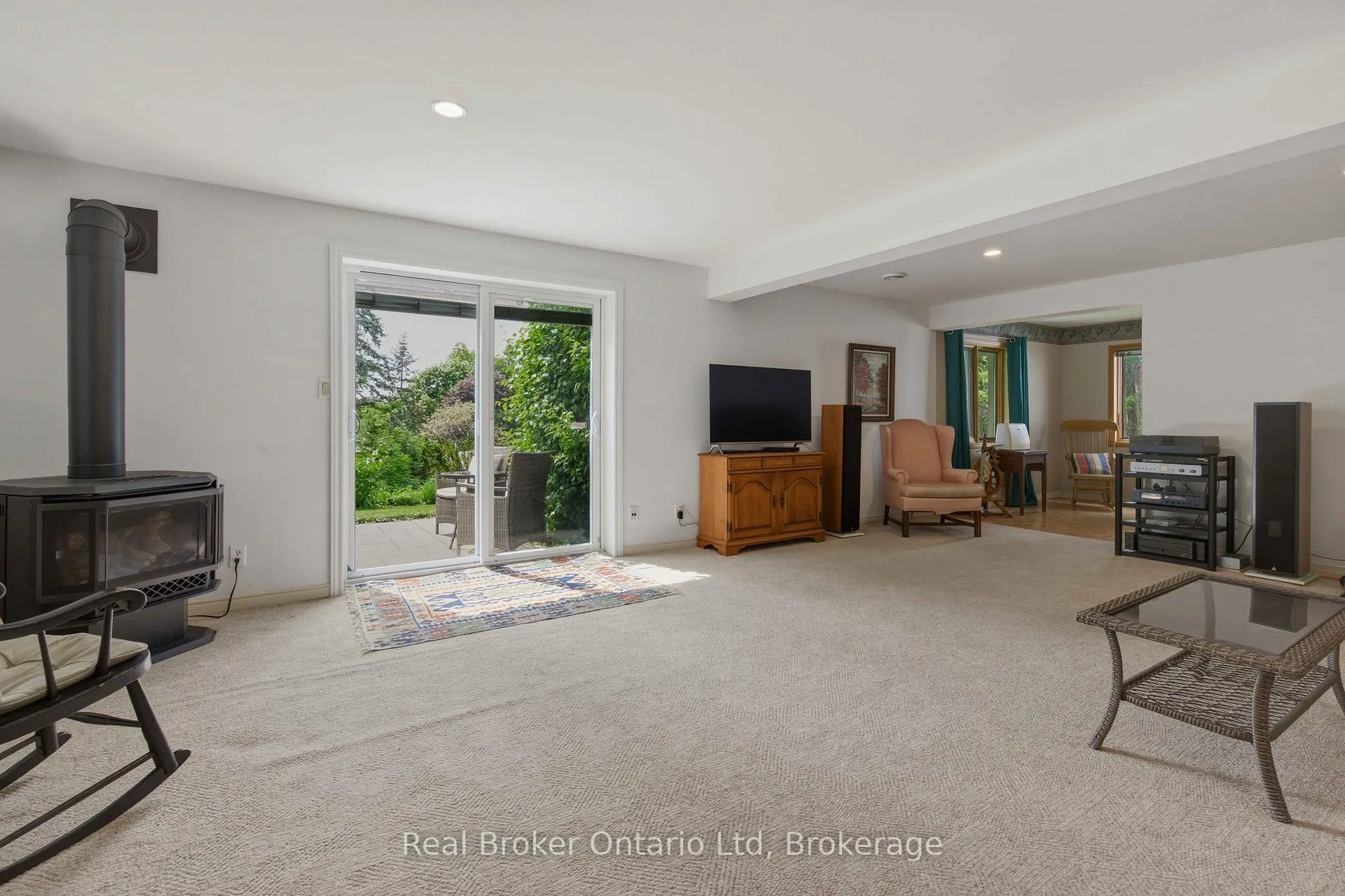 Photo 26 of 350 8th A Avenue E, Owen Sound — HOMEH