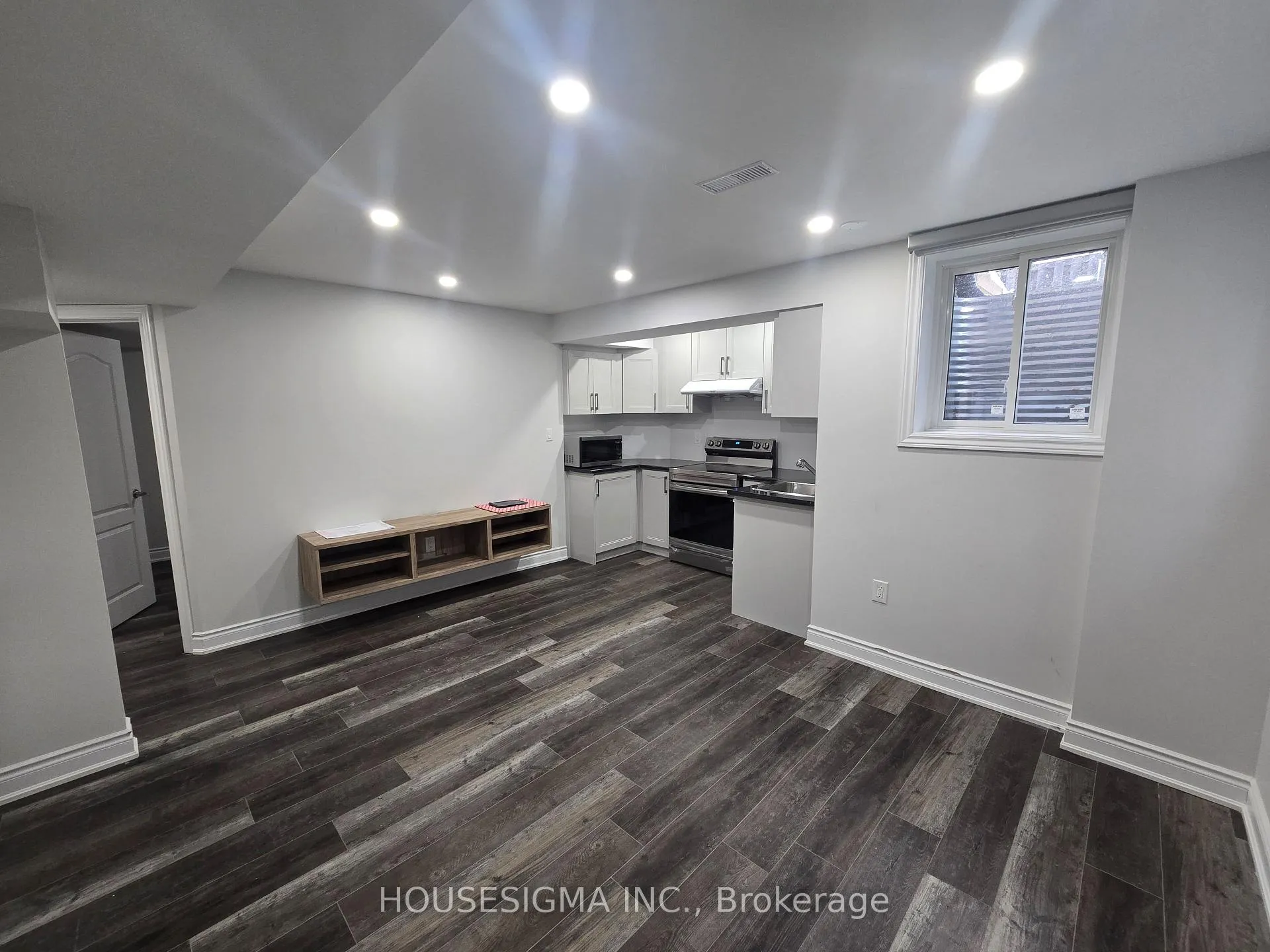 Photo 11 of Unit Bsmt, 5403 Langford Road, Burlington, Orchard — HOMEH