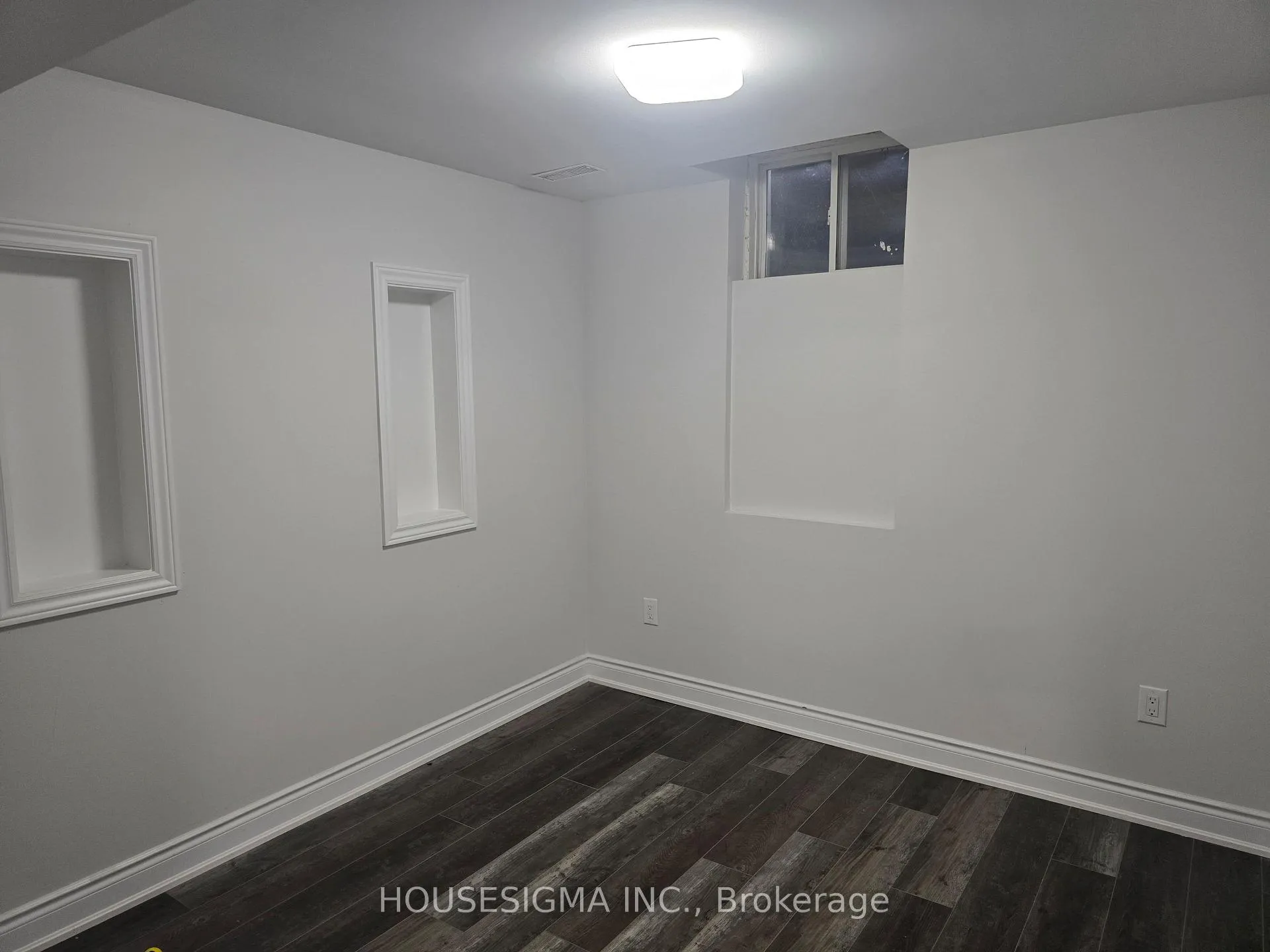 Photo 13 of Unit Bsmt, 5403 Langford Road, Burlington, Orchard — HOMEH