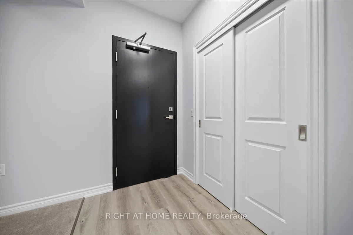 Photo 2 of Unit 306, 1350 Hemlock Road, Ottawa, Manor Park — HOMEH