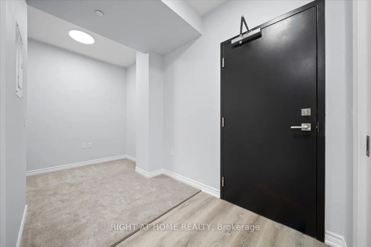 Photo 3 of Unit 306, 1350 Hemlock Road, Ottawa, Manor Park — HOMEH
