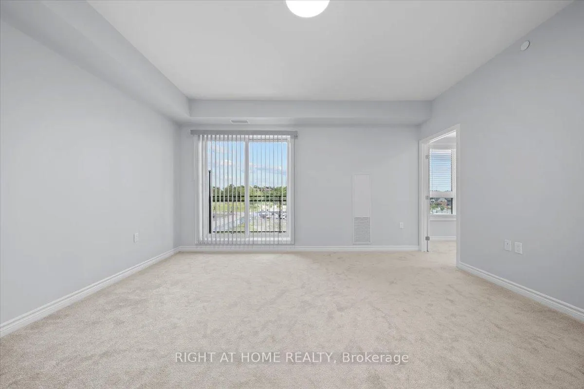 Photo 12 of Unit 306, 1350 Hemlock Road, Ottawa, Manor Park — HOMEH