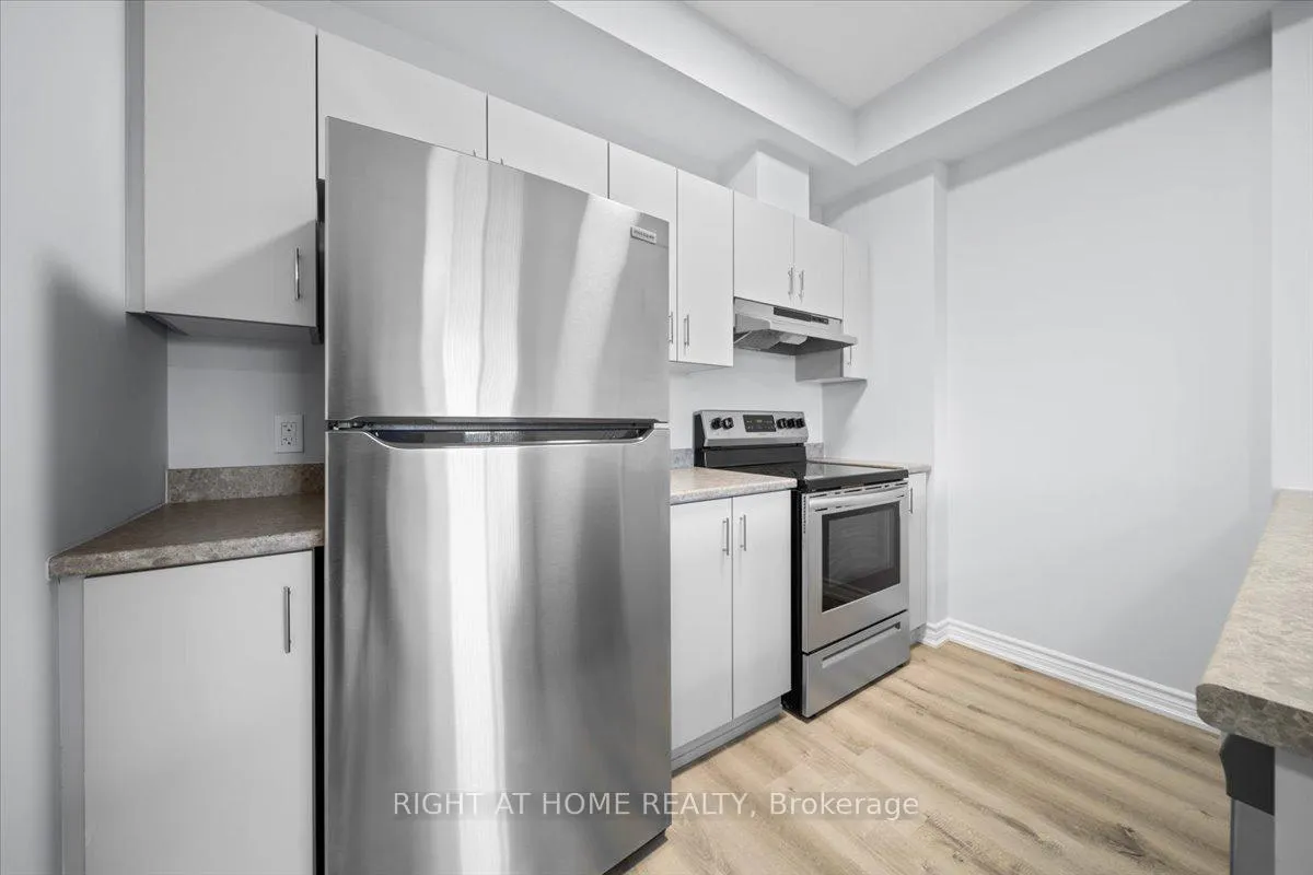 Photo 14 of Unit 306, 1350 Hemlock Road, Ottawa, Manor Park — HOMEH