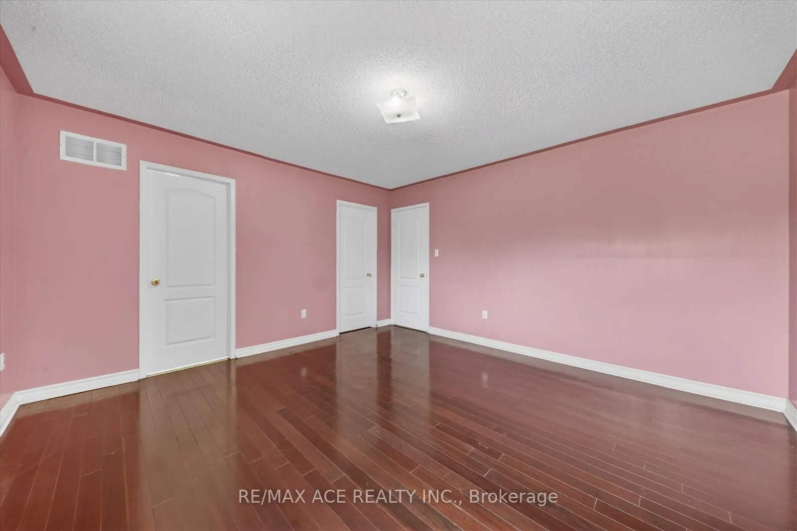 Photo 26 of 42 Feather Reed Way, Brampton, Sandringham-Wellington — HOMEH