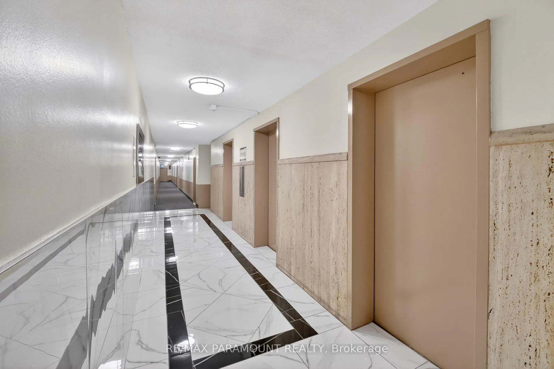 Photo 5 of Unit 1011, 2645 Kipling Avenue, Etobicoke, Mount Olive-Silverstone-Jamestown — HOMEH