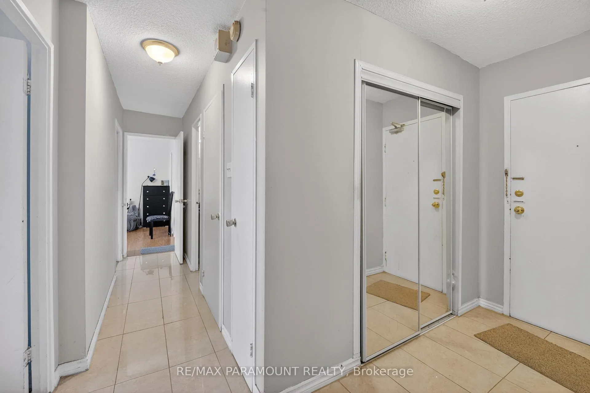 Photo 8 of Unit 1011, 2645 Kipling Avenue, Etobicoke, Mount Olive-Silverstone-Jamestown — HOMEH