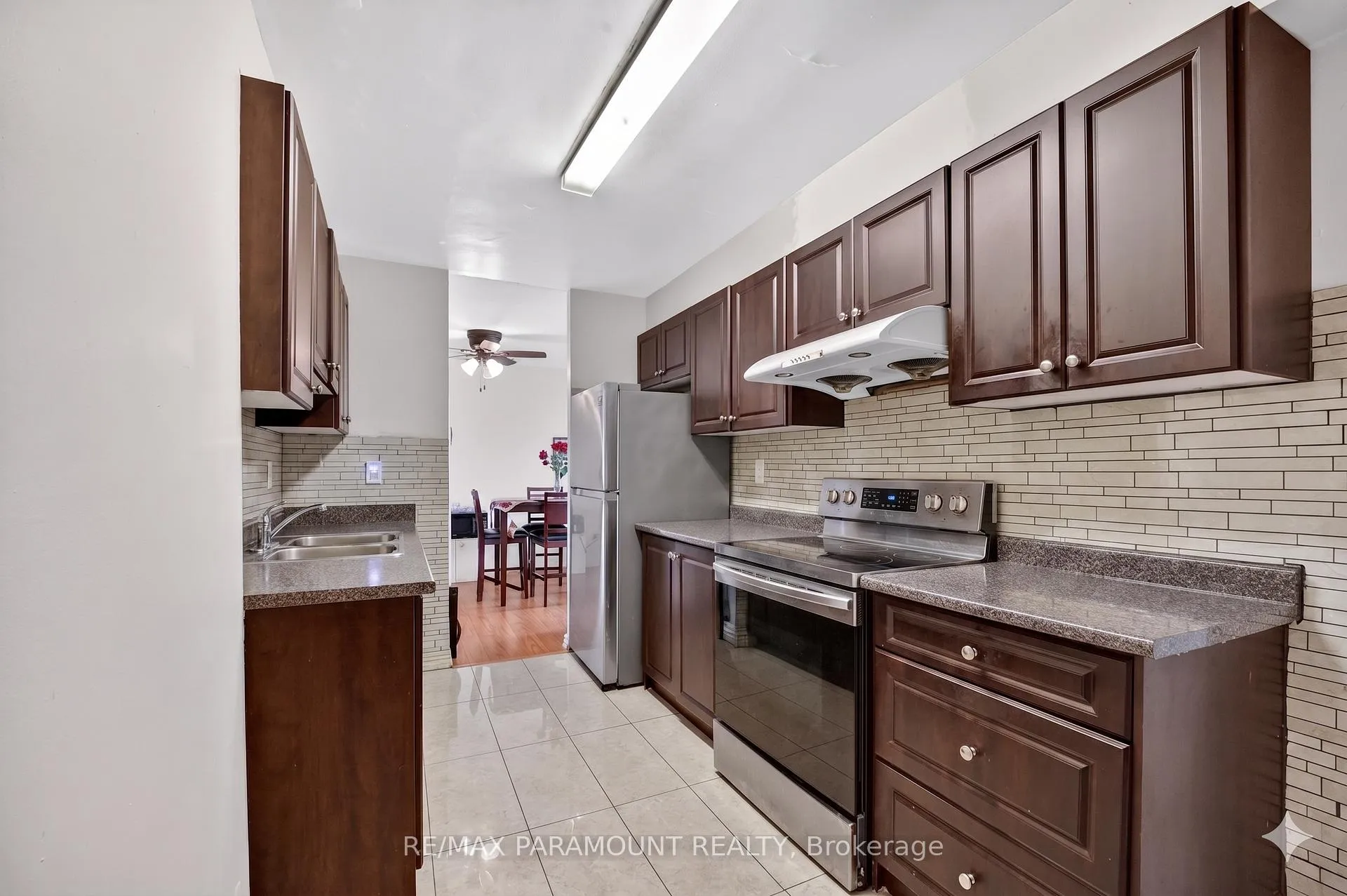 Photo 23 of Unit 1011, 2645 Kipling Avenue, Etobicoke, Mount Olive-Silverstone-Jamestown — HOMEH