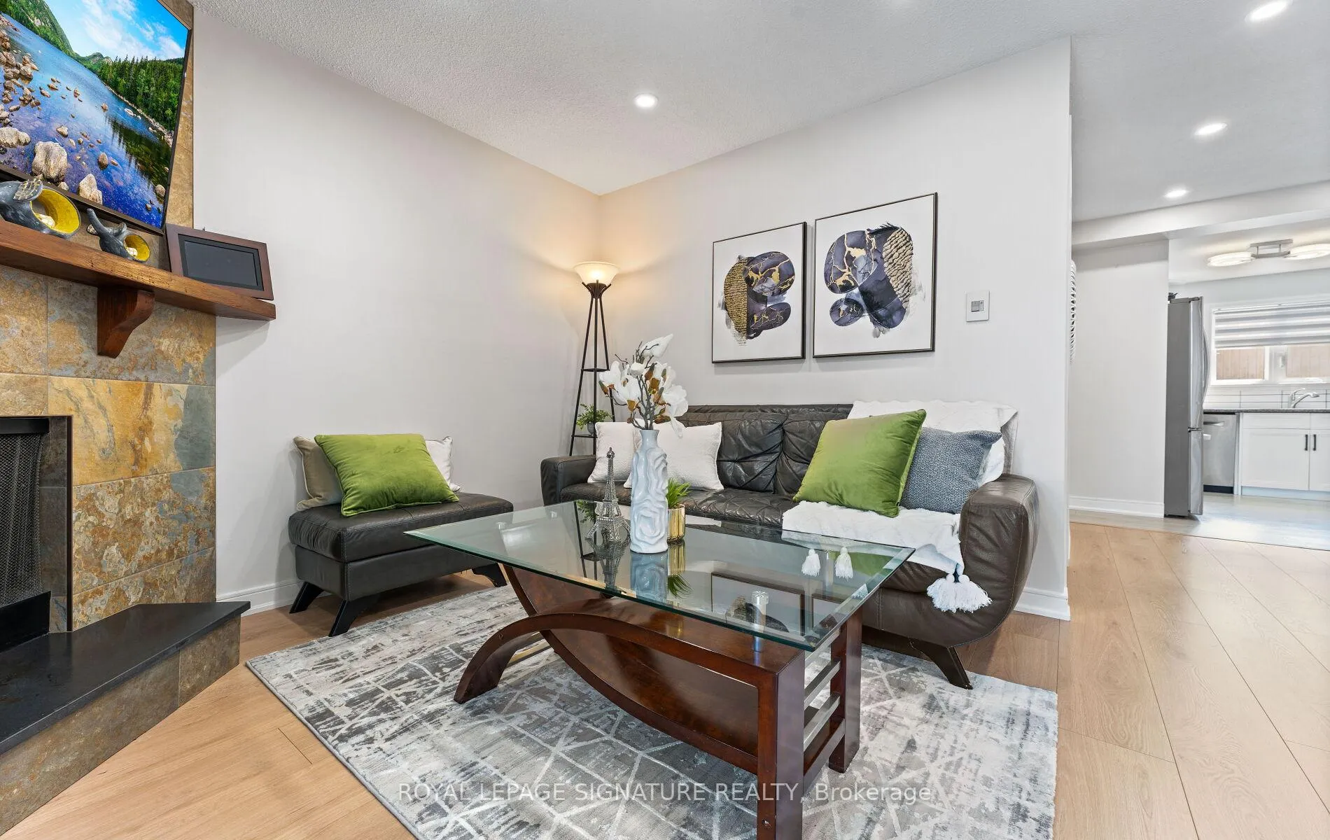 Photo 18 of Unit 91, 270 Timberbank Boulevard, Scarborough, L'Amoreaux — HOMEH