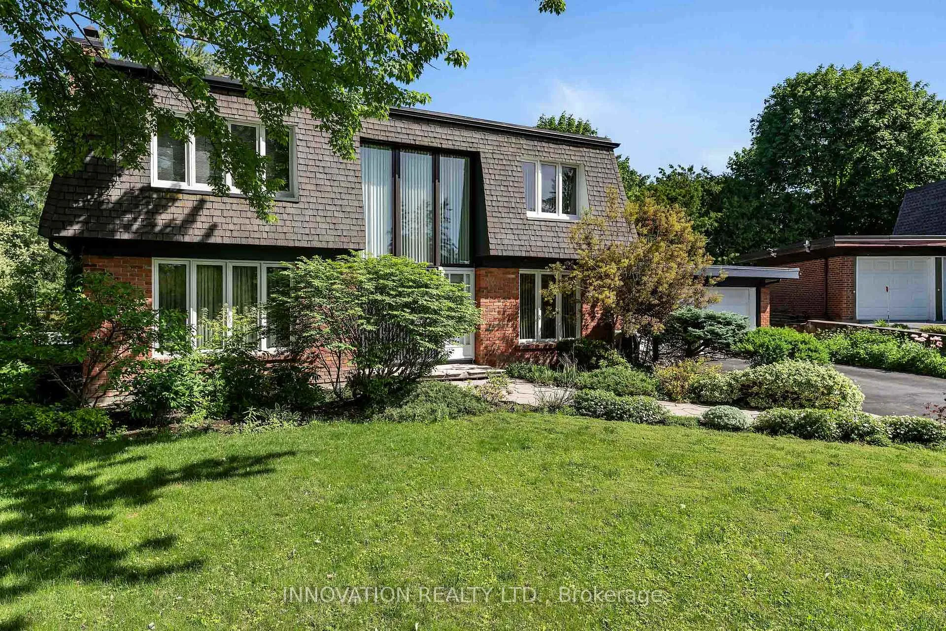 Photo 2 of 8 Sandwell Crescent, Ottawa, Kanata - Beaverbrook — HOMEH