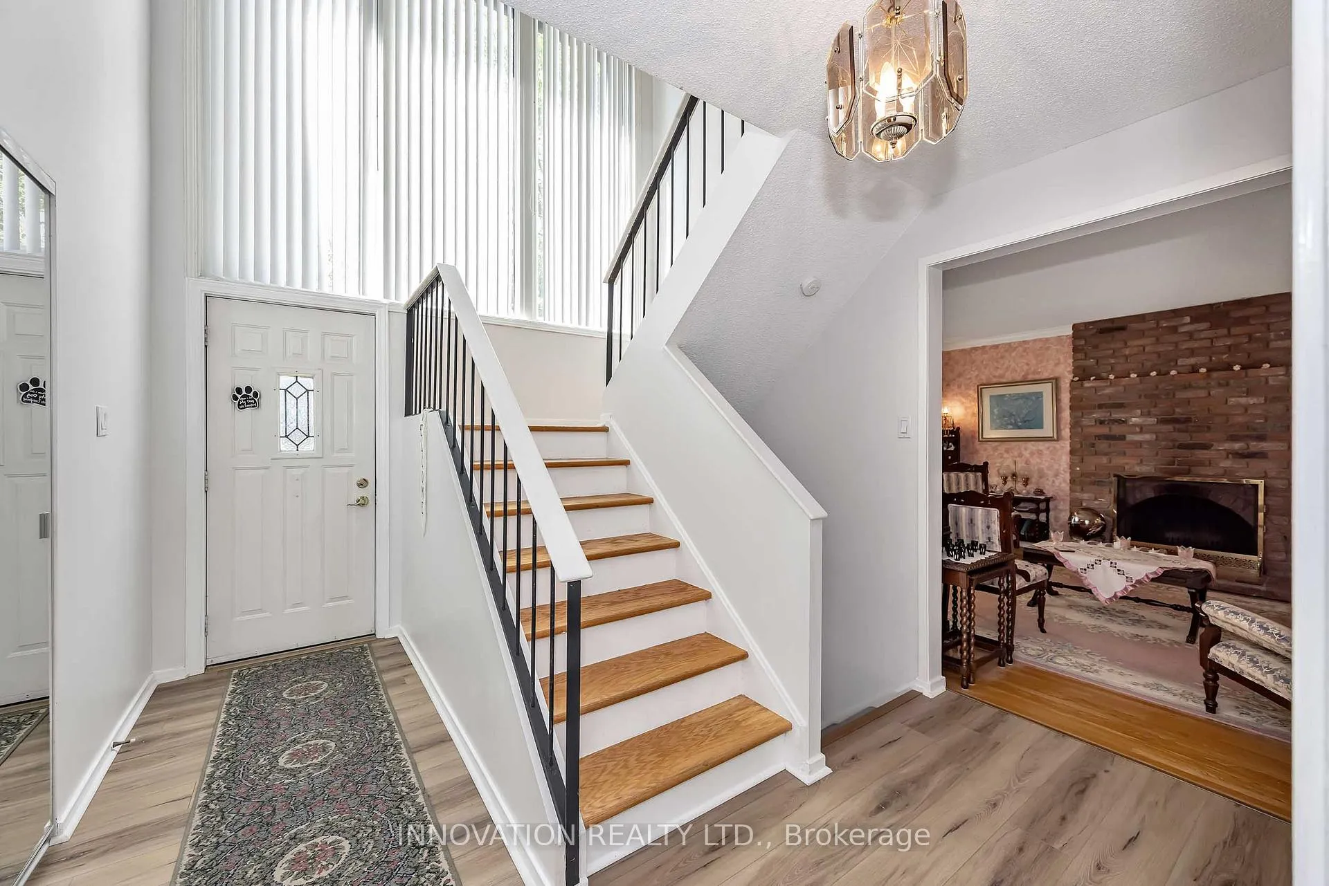 Photo 3 of 8 Sandwell Crescent, Ottawa, Kanata - Beaverbrook — HOMEH