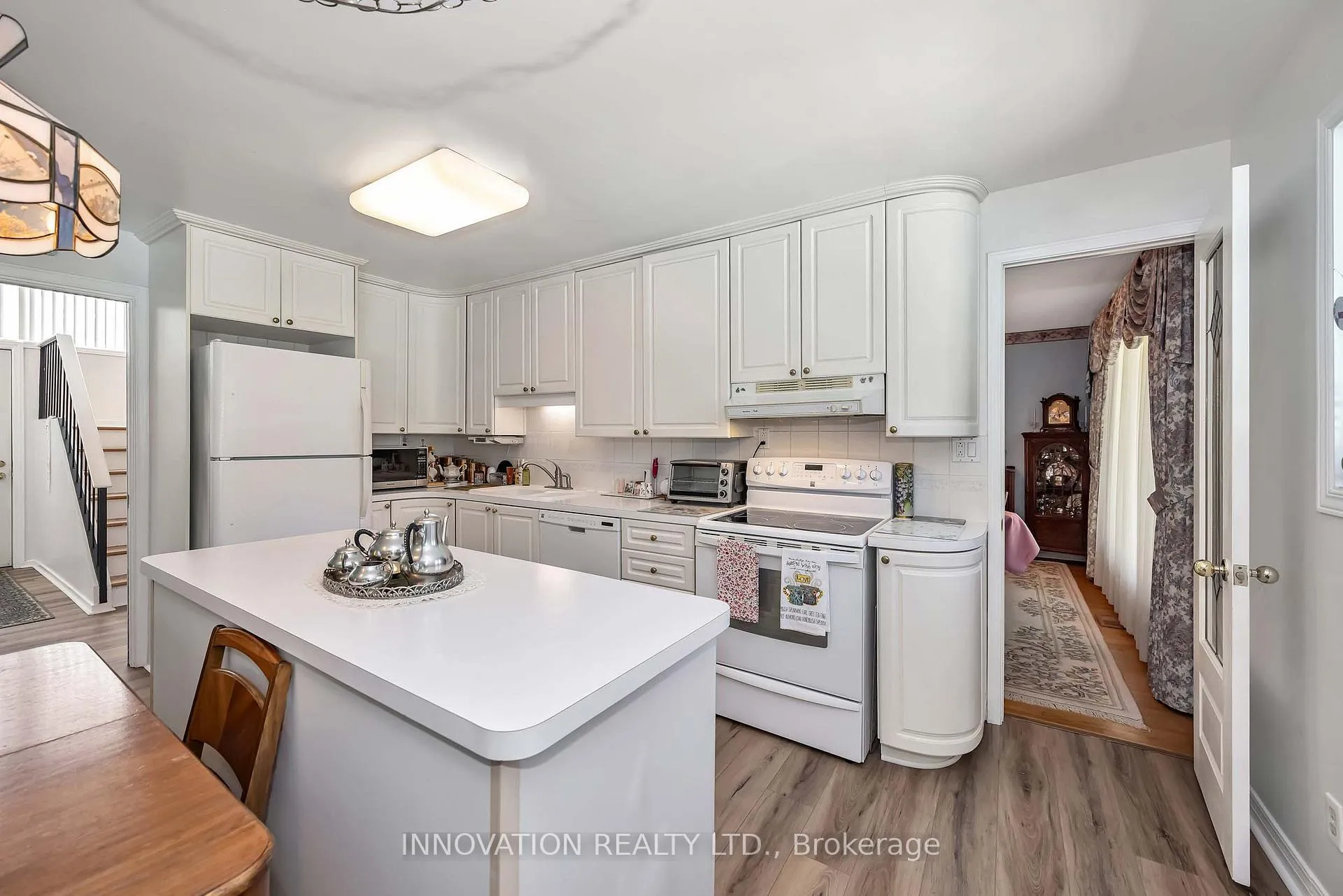 Photo 7 of 8 Sandwell Crescent, Ottawa, Kanata - Beaverbrook — HOMEH