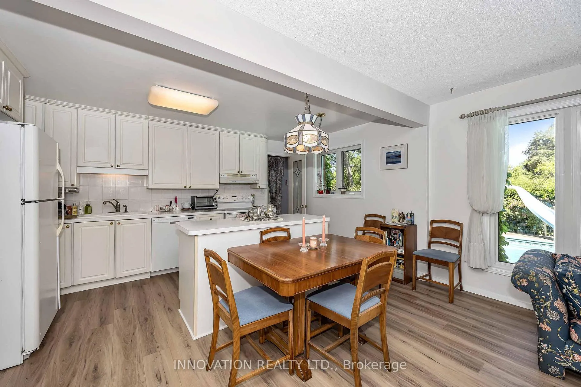 Photo 10 of 8 Sandwell Crescent, Ottawa, Kanata - Beaverbrook — HOMEH