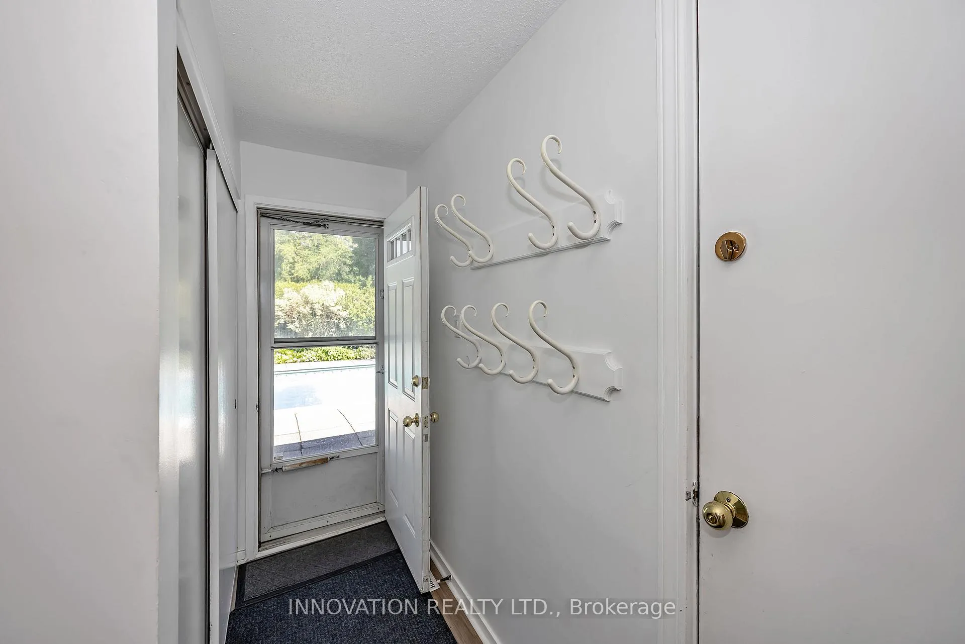 Photo 13 of 8 Sandwell Crescent, Ottawa, Kanata - Beaverbrook — HOMEH