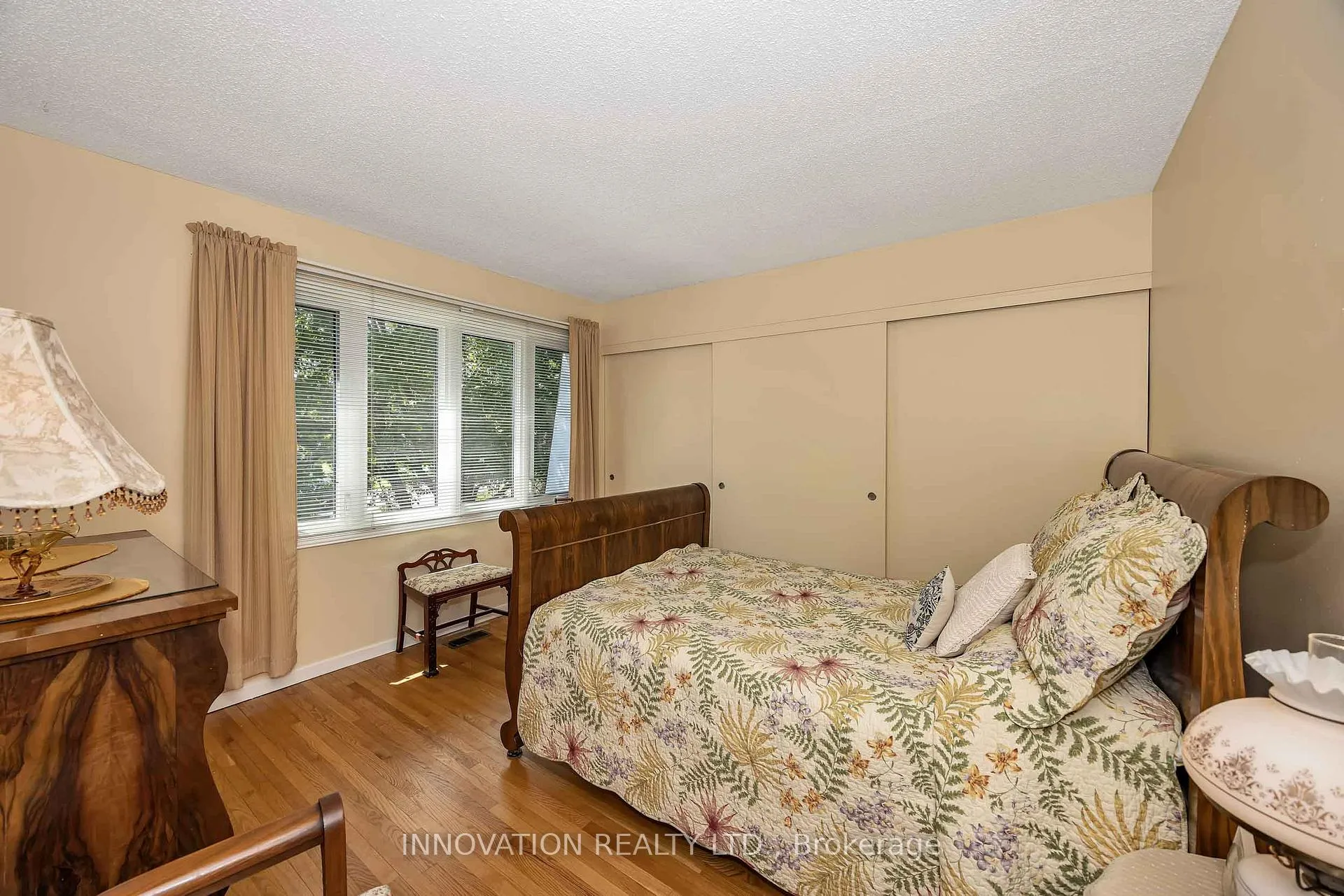 Photo 17 of 8 Sandwell Crescent, Ottawa, Kanata - Beaverbrook — HOMEH