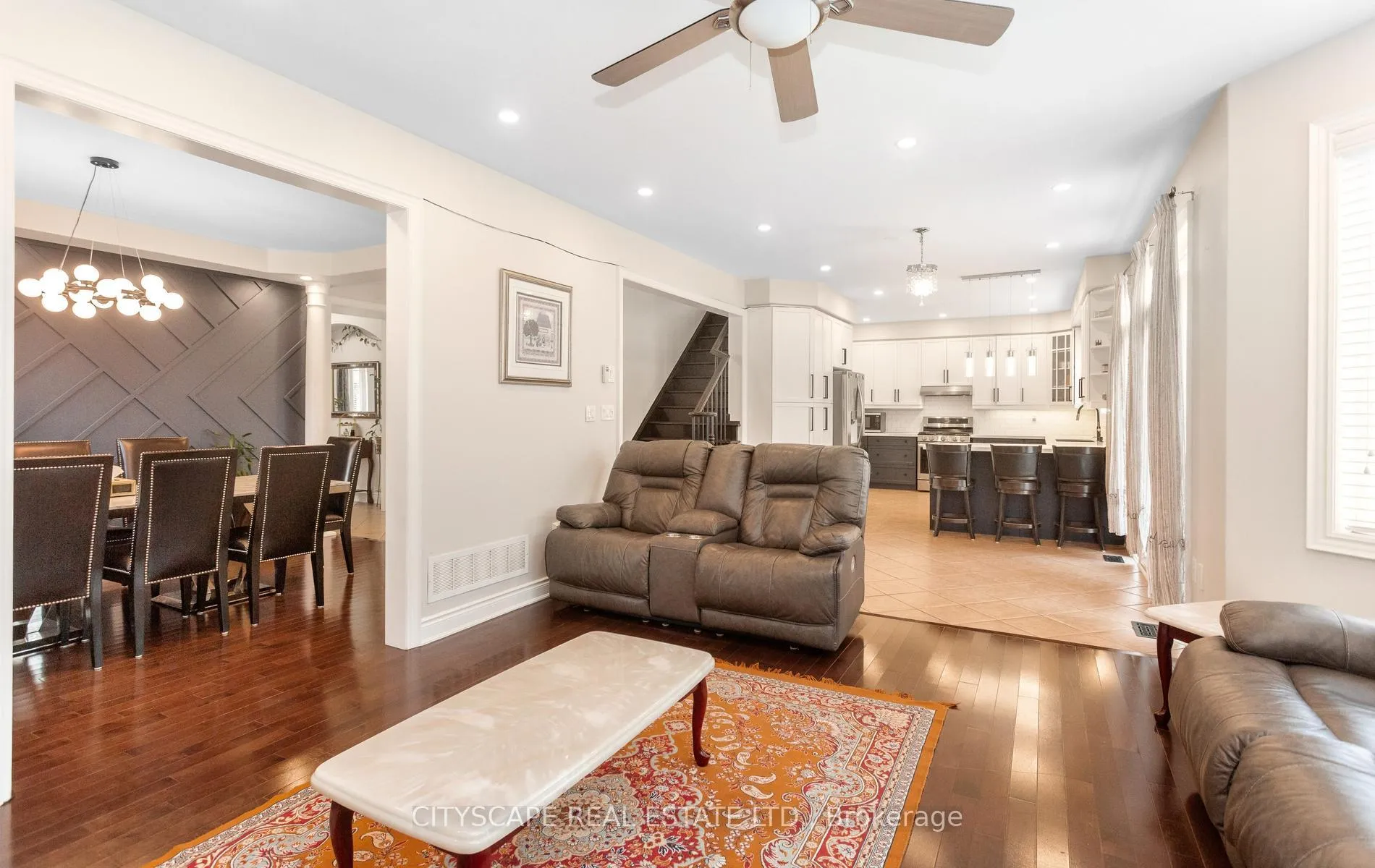 Photo 13 of 20 Lands Court, Cambridge, Silver Heights — HOMEH