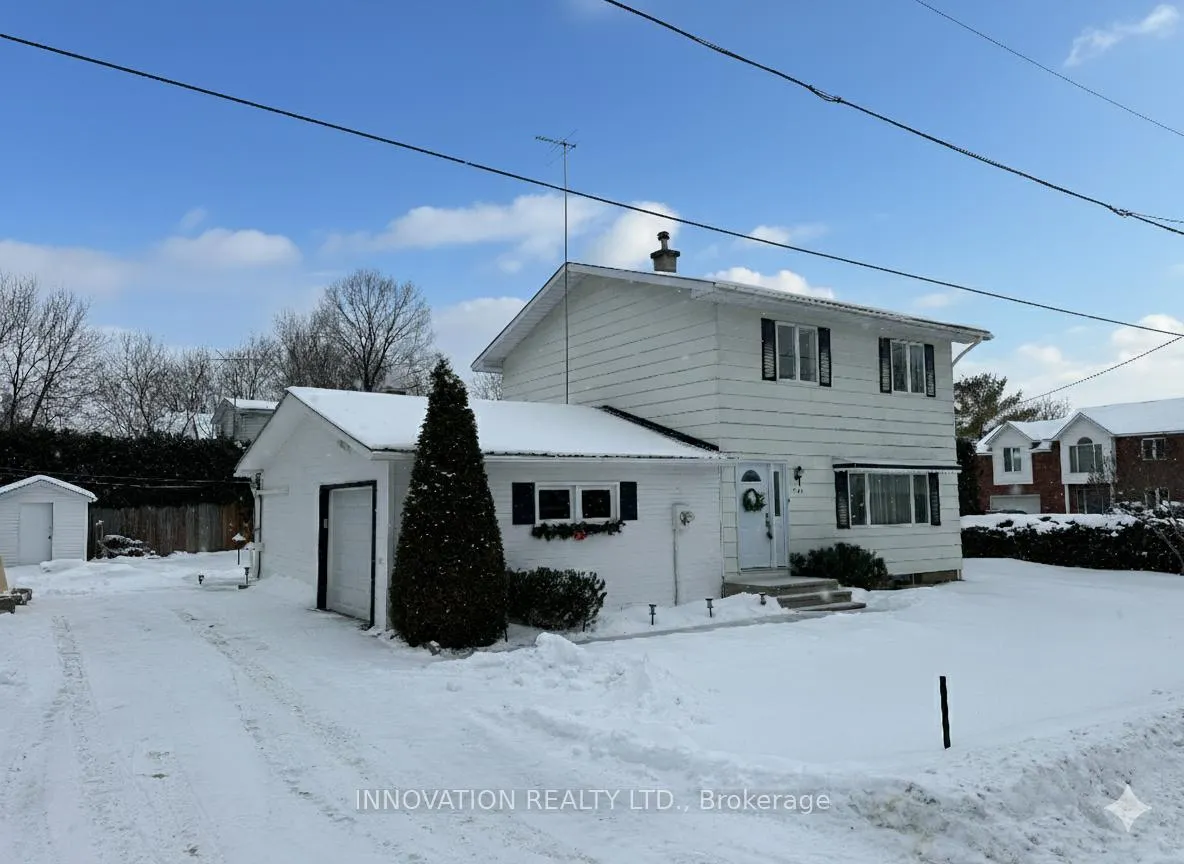 Photo 4 of 108 Crossland Drive, Ottawa, Fitzroy — HOMEH