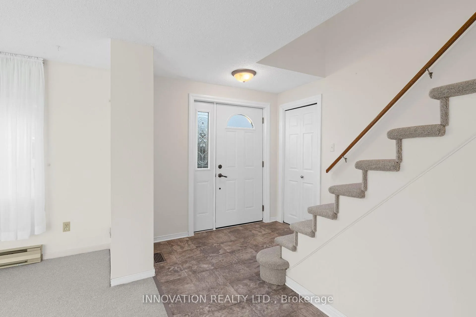 Photo 10 of 108 Crossland Drive, Ottawa, Fitzroy — HOMEH