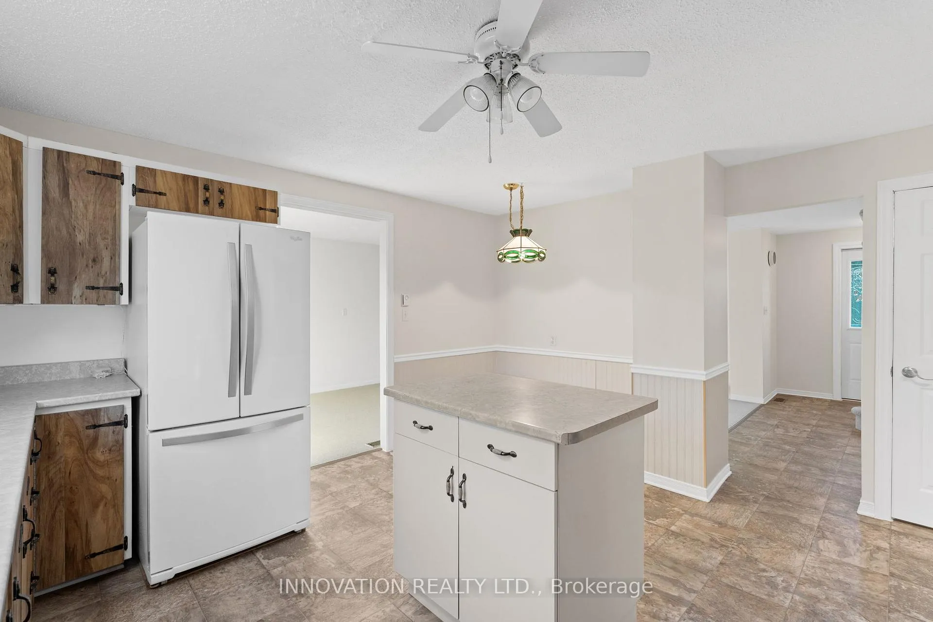 Photo 19 of 108 Crossland Drive, Ottawa, Fitzroy — HOMEH