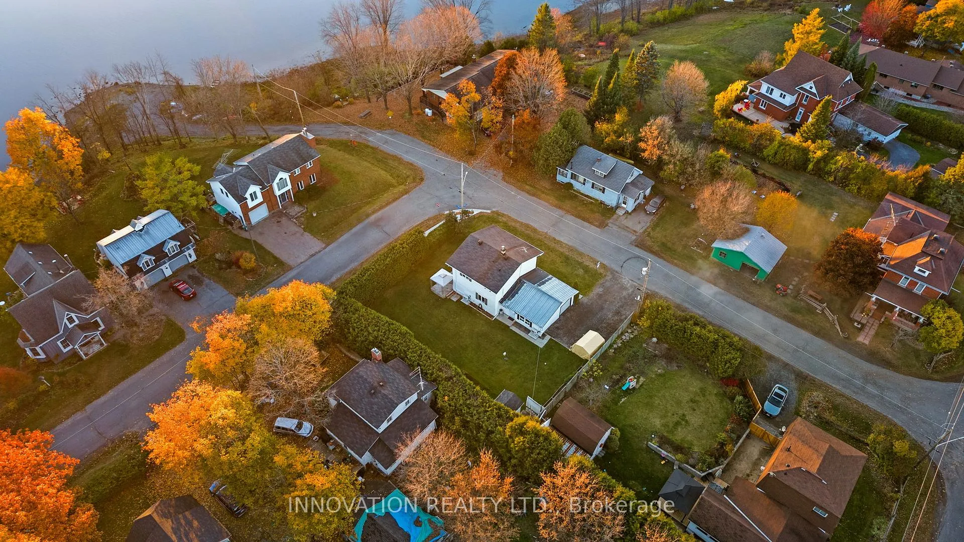 Photo 49 of 108 Crossland Drive, Ottawa, Fitzroy — HOMEH