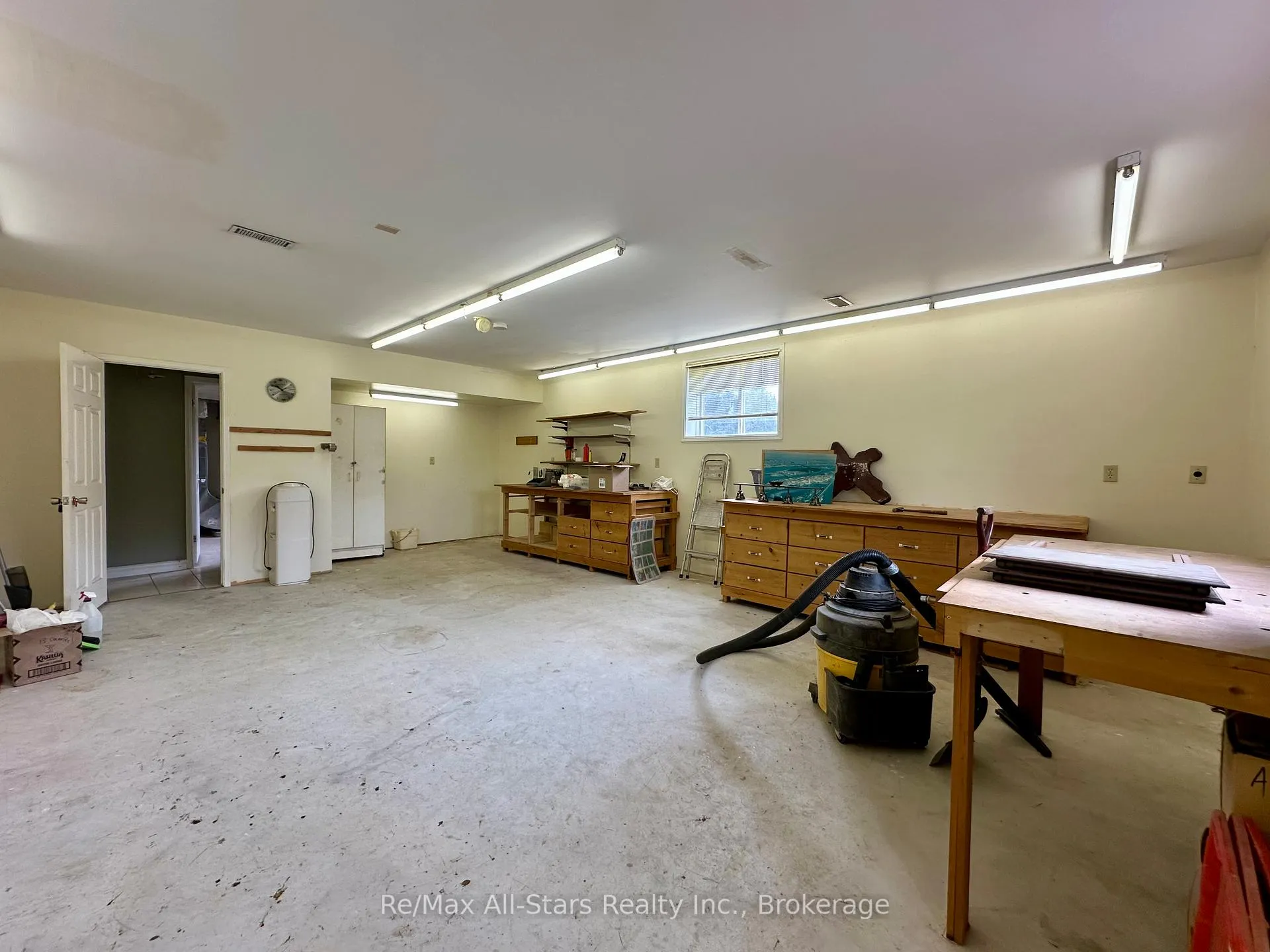 Photo 19 of 272 Providence Road, Kawartha Lakes, Verulam — HOMEH