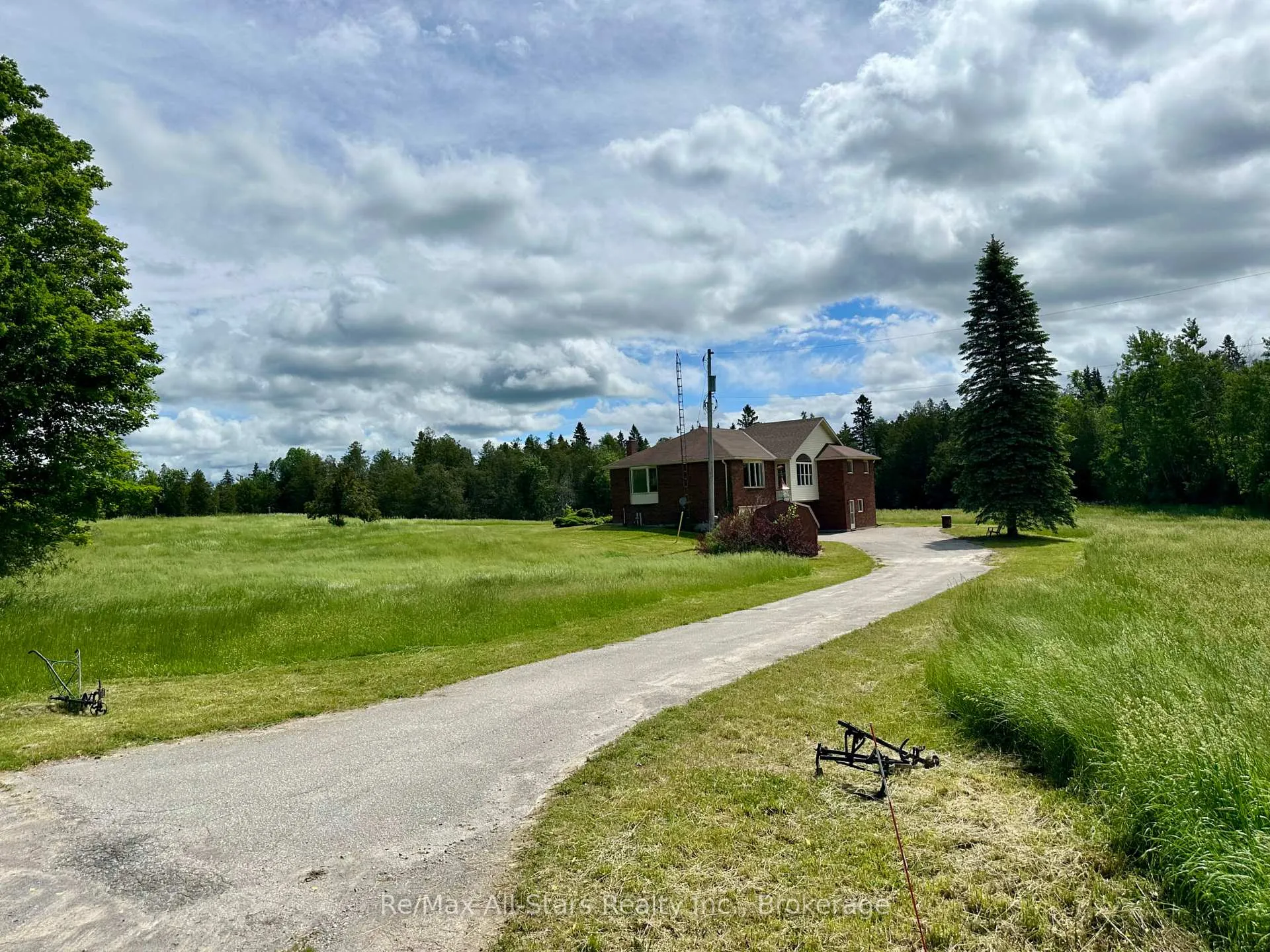Photo 27 of 272 Providence Road, Kawartha Lakes, Verulam — HOMEH
