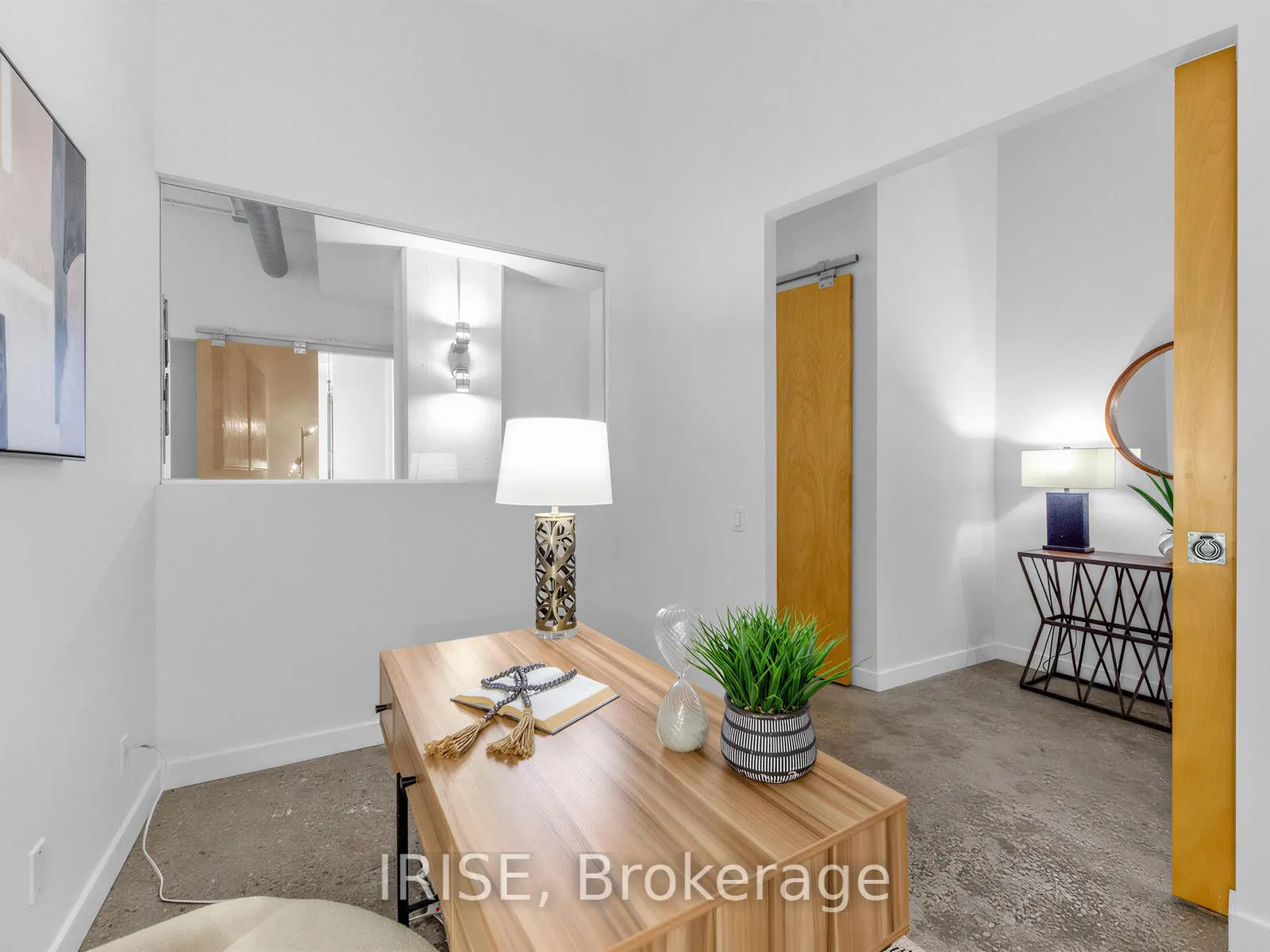 Photo 5 of Unit 921, 155 Dalhousie Street, Toronto, Church-Yonge Corridor — HOMEH