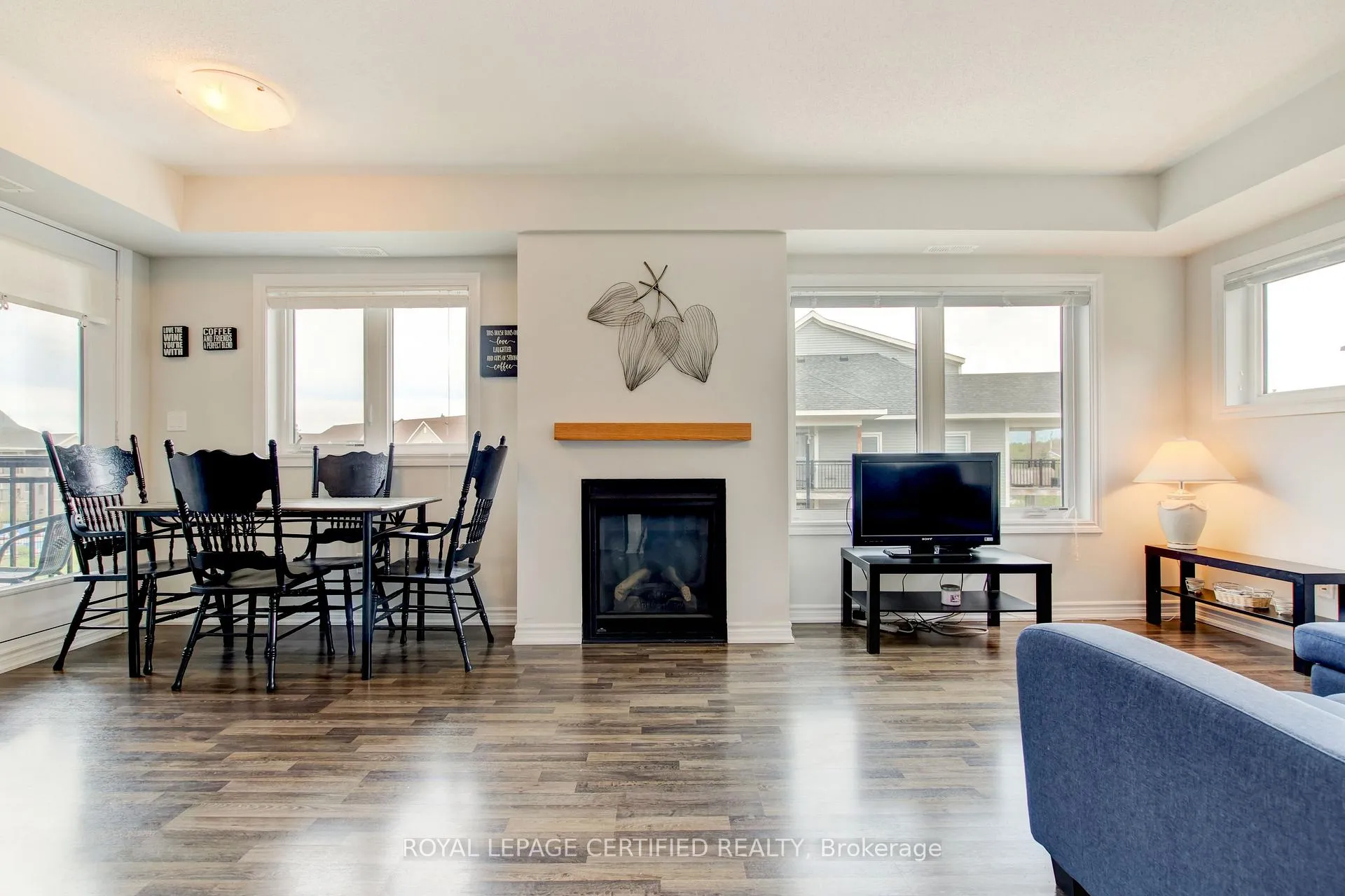 Photo 4 of Unit 308, 6 Anchorage Crescent, Collingwood — HOMEH