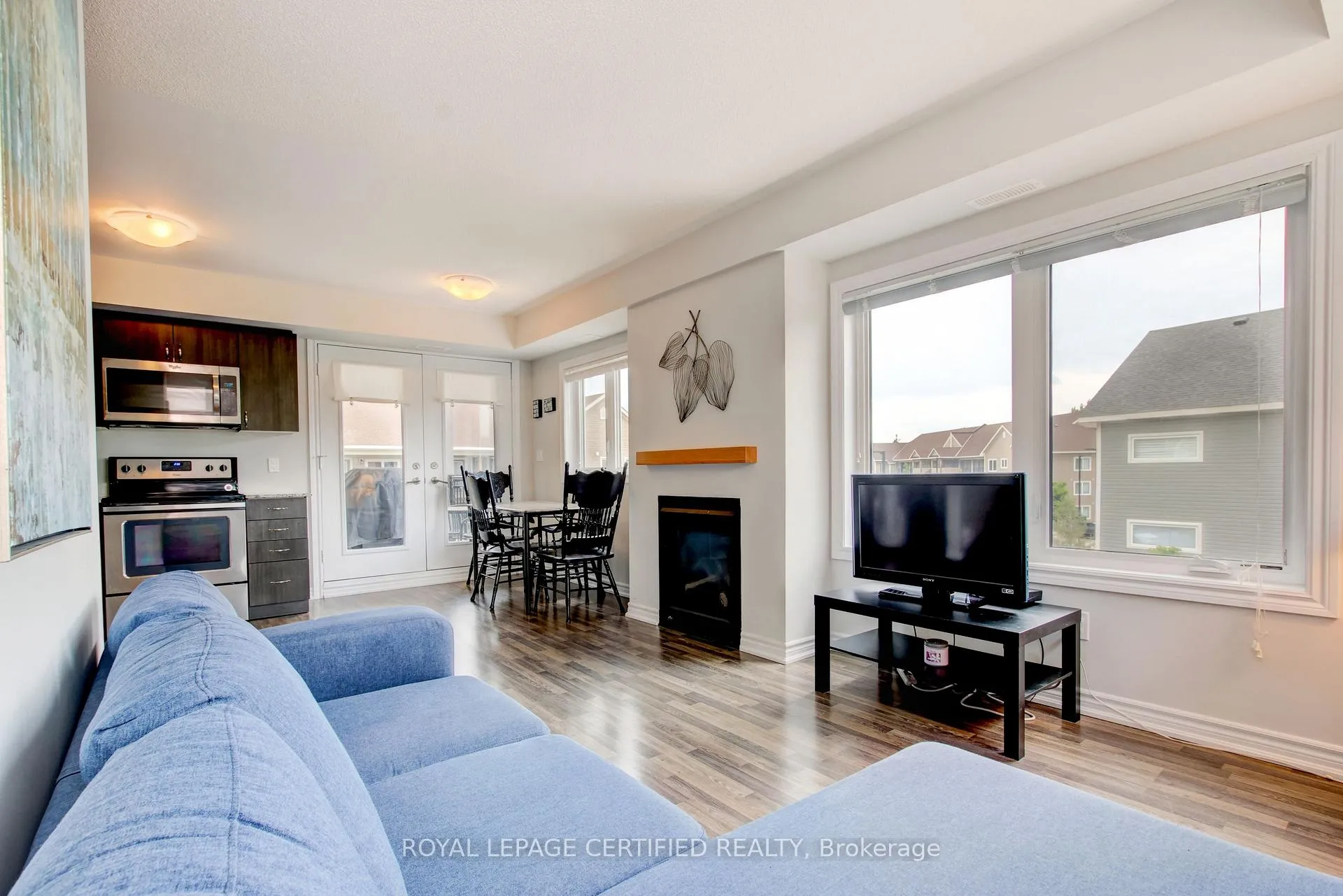 Photo 13 of Unit 308, 6 Anchorage Crescent, Collingwood — HOMEH