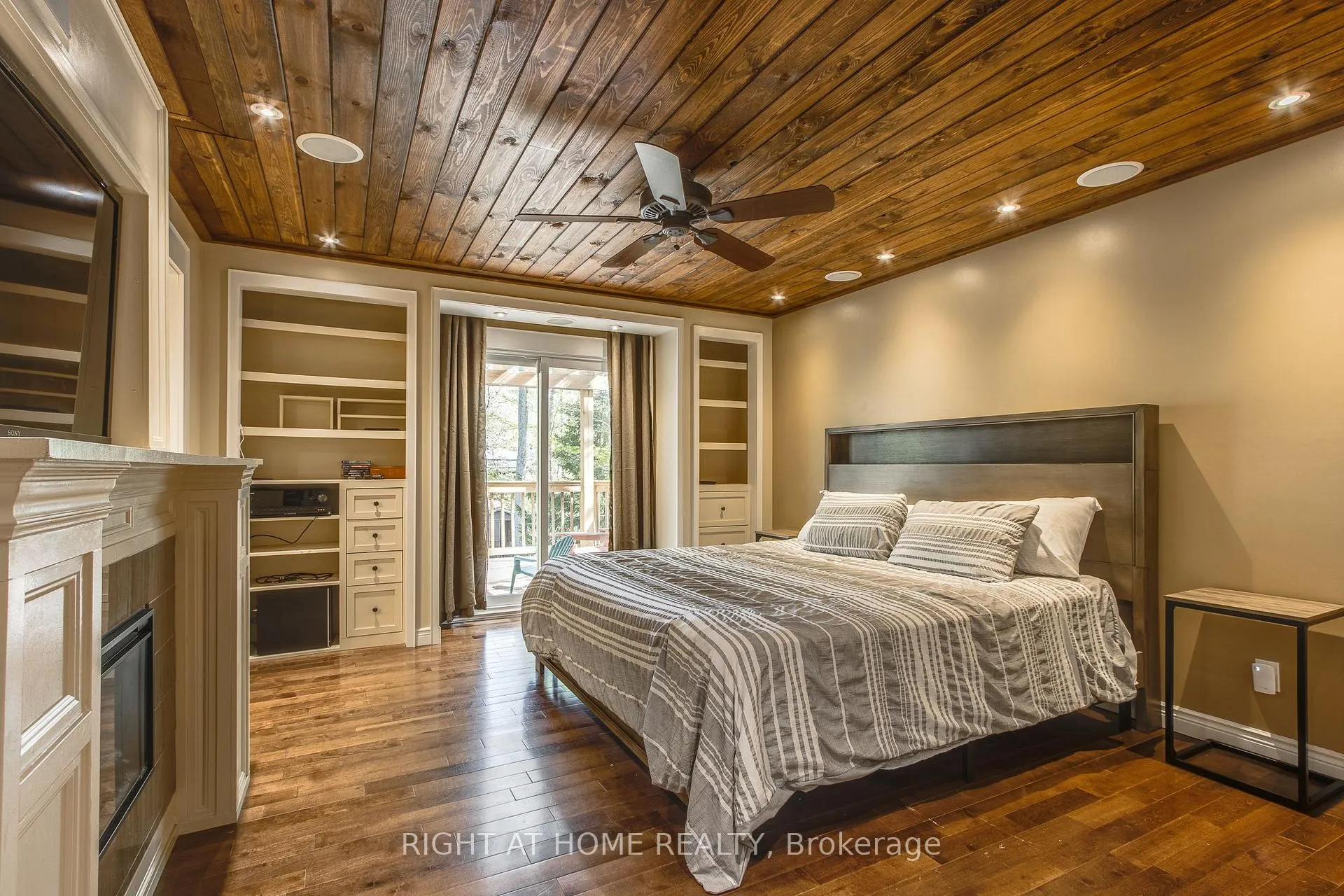 Photo 7 of 119 Timcourt Drive, Tiny, Rural Tiny — HOMEH