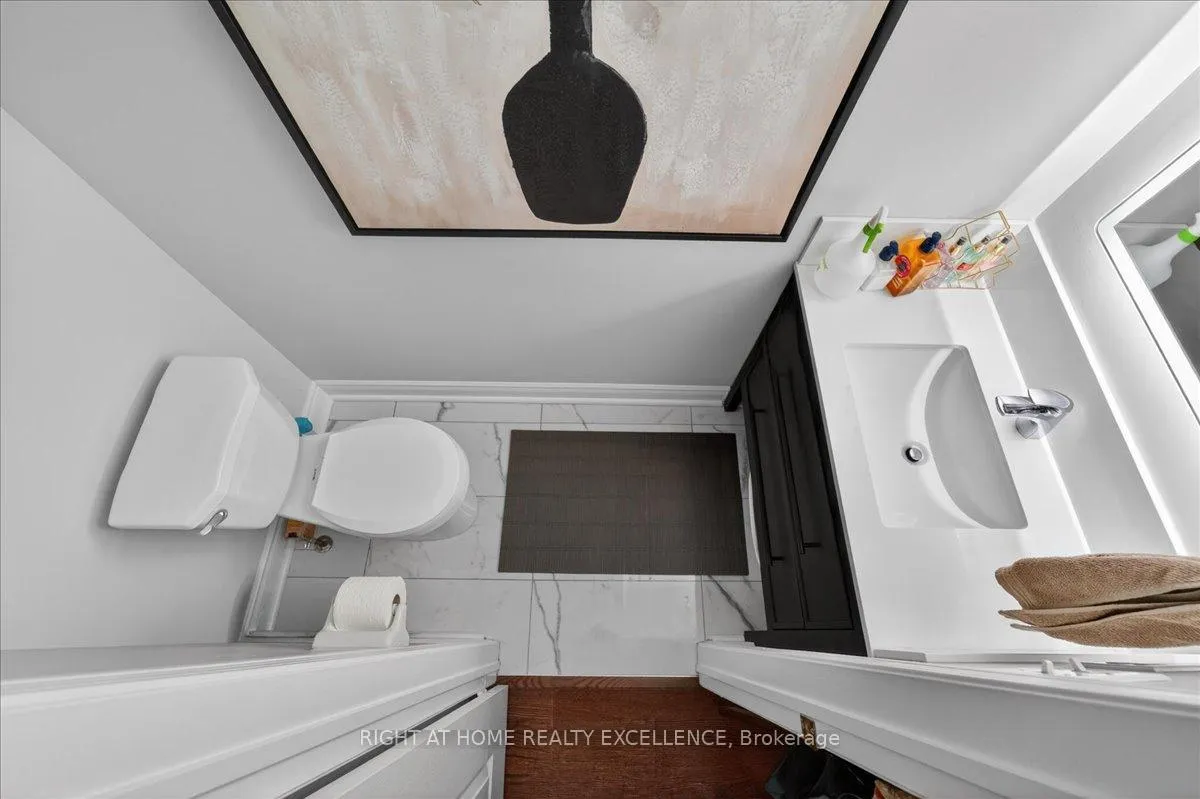 Photo 23 of 114 Tianalee Crescent, Brampton, Fletcher's Meadow — HOMEH