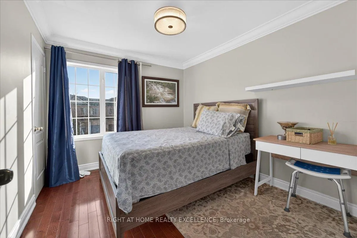 Photo 37 of 114 Tianalee Crescent, Brampton, Fletcher's Meadow — HOMEH