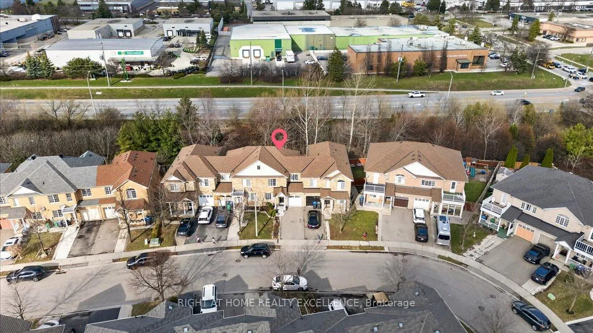 Photo 47 of 114 Tianalee Crescent, Brampton, Fletcher's Meadow — HOMEH