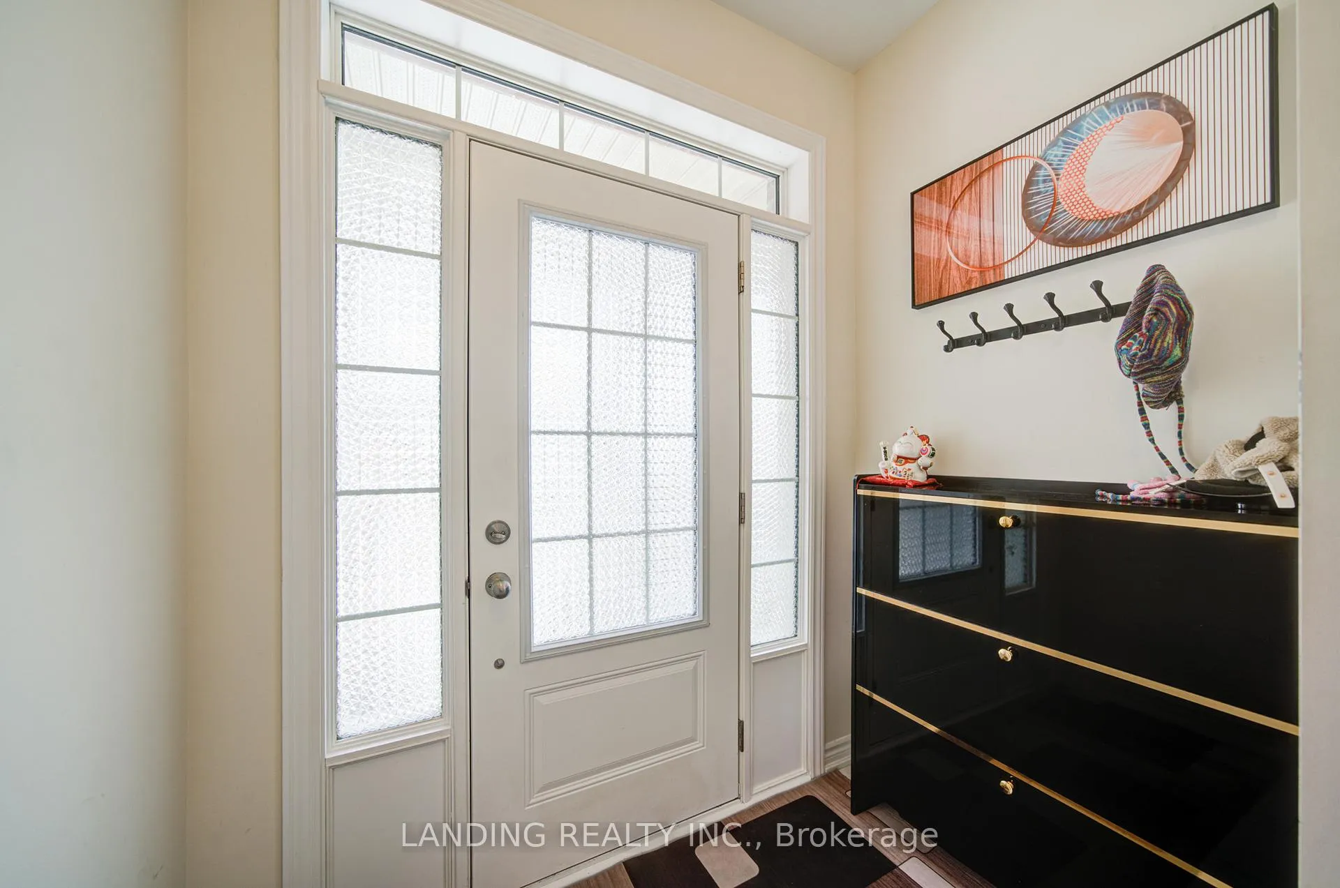 Photo 4 of 2084 Duberry Drive, Pickering, Brock Ridge — HOMEH