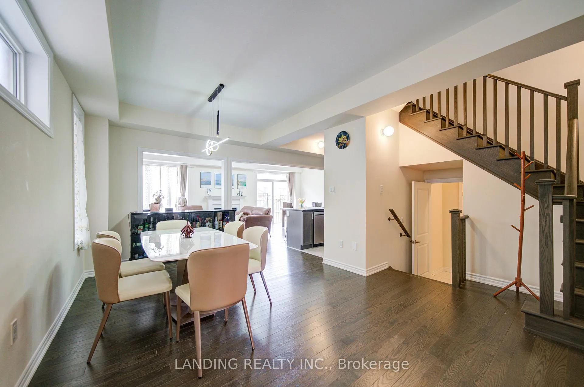 Photo 11 of 2084 Duberry Drive, Pickering, Brock Ridge — HOMEH