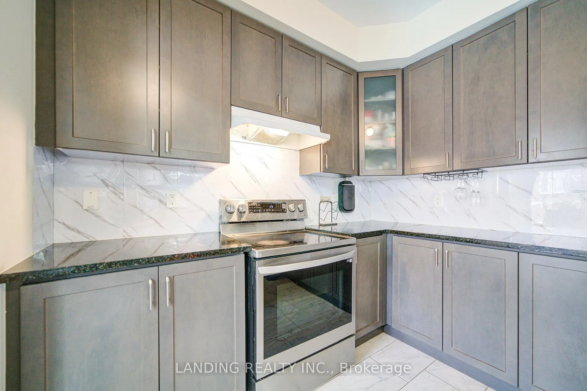 Photo 15 of 2084 Duberry Drive, Pickering, Brock Ridge — HOMEH
