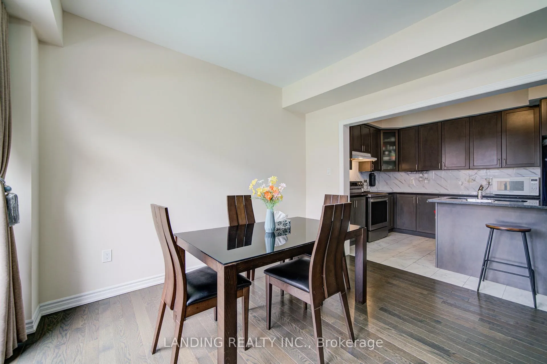 Photo 18 of 2084 Duberry Drive, Pickering, Brock Ridge — HOMEH
