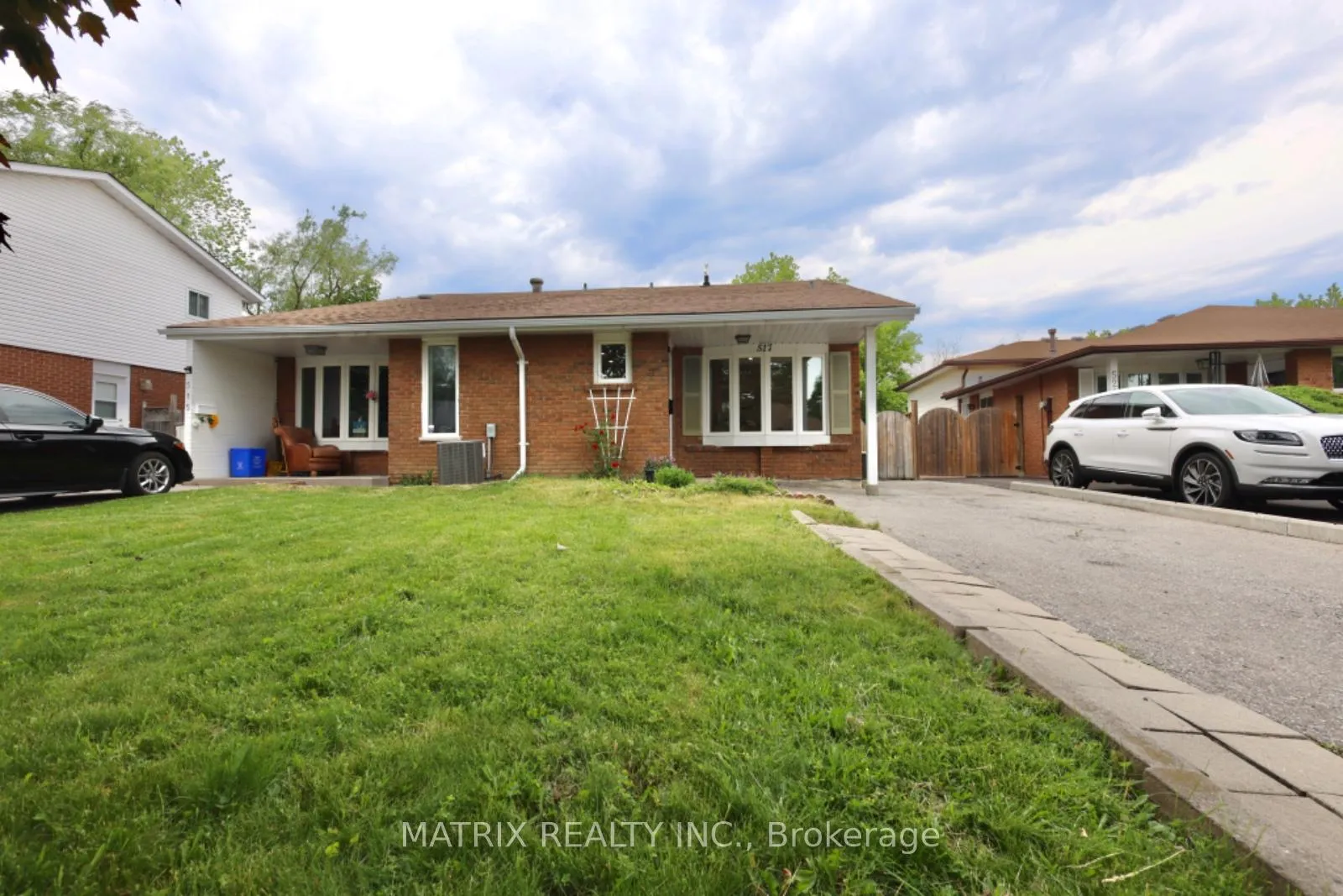Photo 1 of 517 Grenfell Street, Oshawa, Vanier — HOMEH
