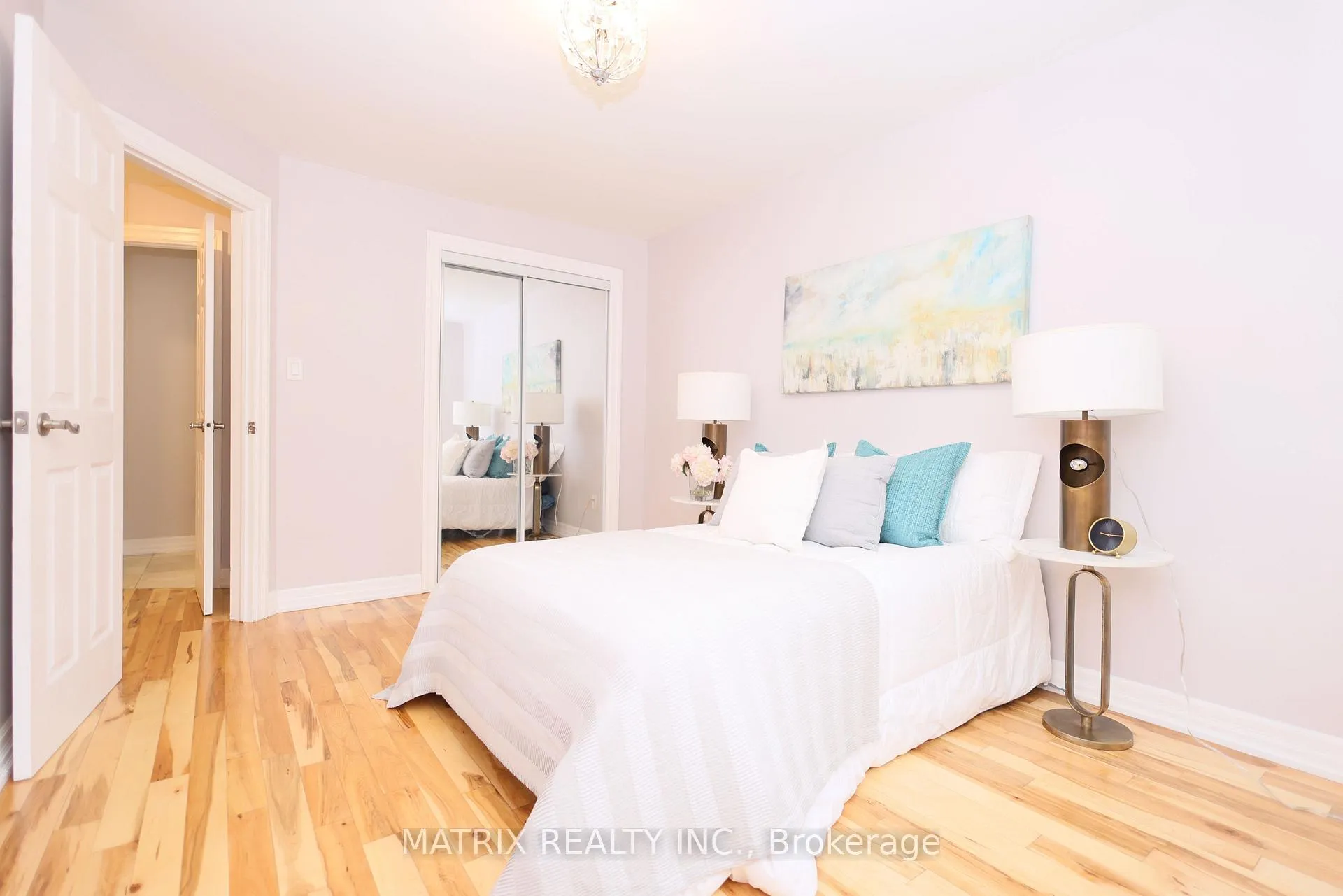 Photo 12 of 517 Grenfell Street, Oshawa, Vanier — HOMEH